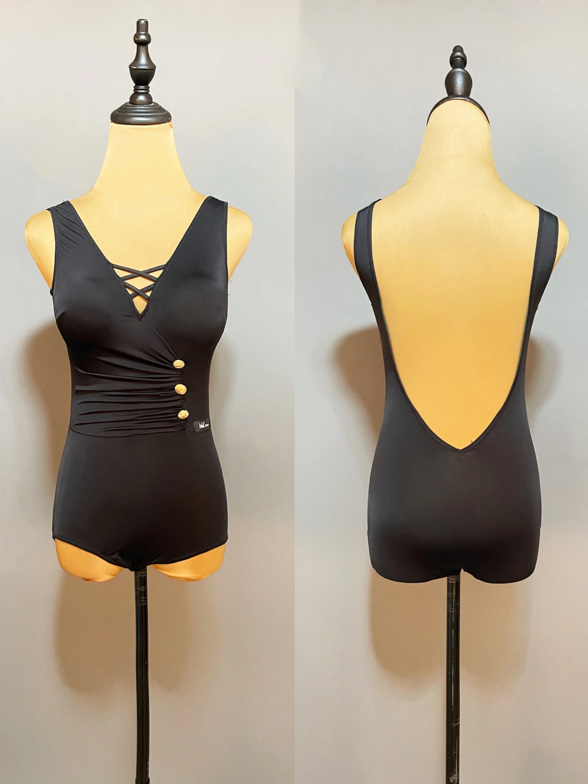 Latin Dance Clothes Women Sleeveless Backless Bodysuit Adult Rumba Samba Ballroom Dance Practice Wear Latin Training Tops JL5791
Latin Dance Clothes Women Sleeveless Backless Bodysuit Adult Rumba Samba Ballroom Dance Practice Wear Latin Training Tops JL5791