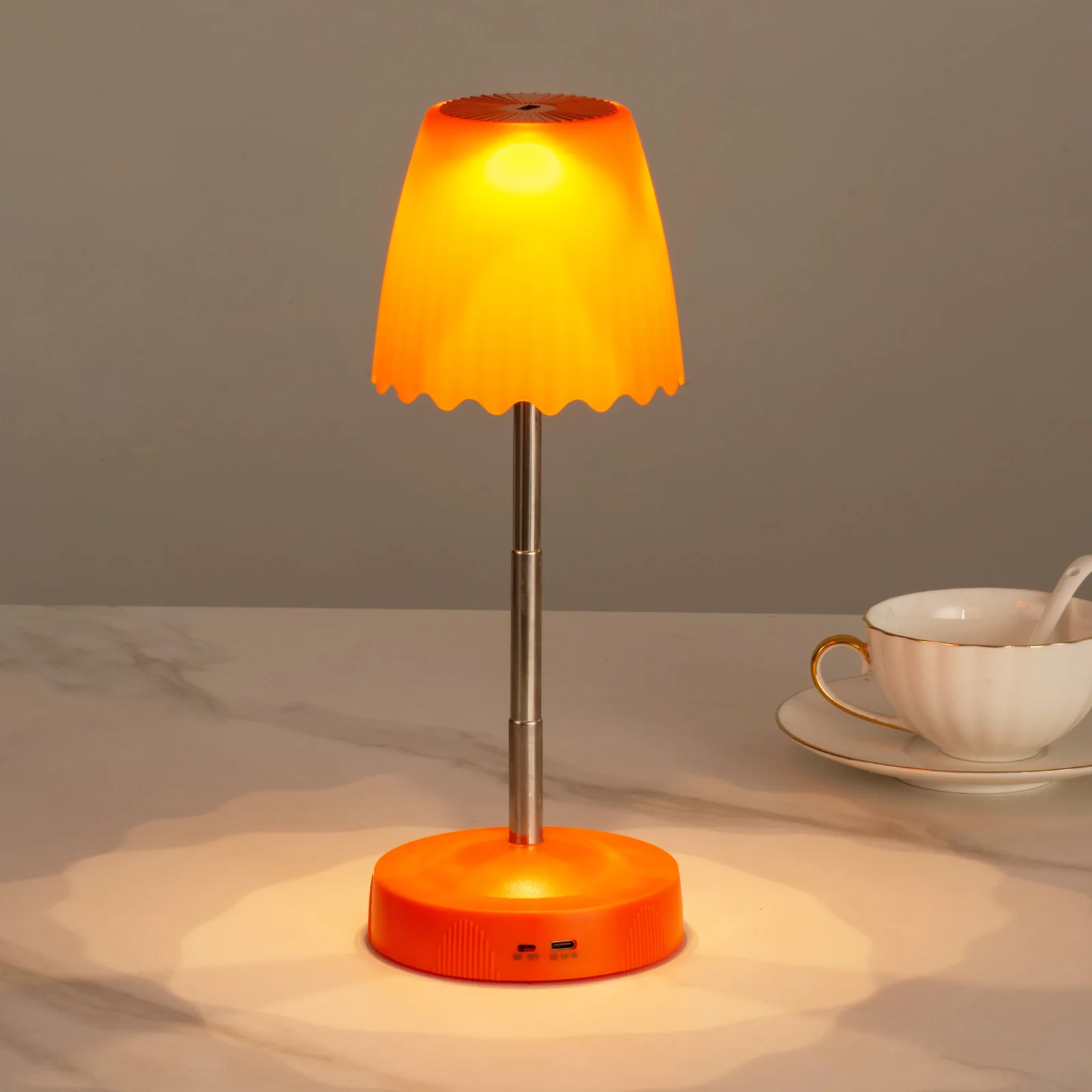 Adjustable Height Gesture-activated Bar Ambiance Light, Creative Desk Lamp for Bedroom Headboard Decoration and Small Table Lamp
Adjustable Height Gesture-activated Bar Ambiance Light, Creative Desk Lamp for Bedroom Headboard Decoration and Small Table Lamp