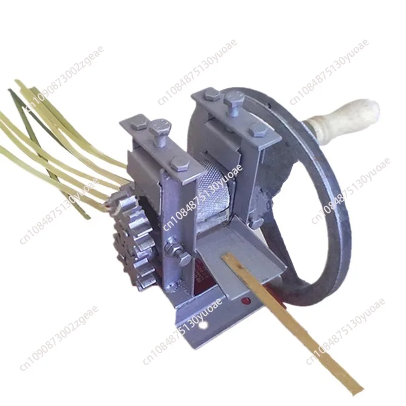 Hand crank machine chip machine chip separator Bottle opener Bamboo processing Manual bamboo strip making machine
Hand crank machine chip machine chip separator Bottle opener Bamboo processing Manual bamboo strip making machine