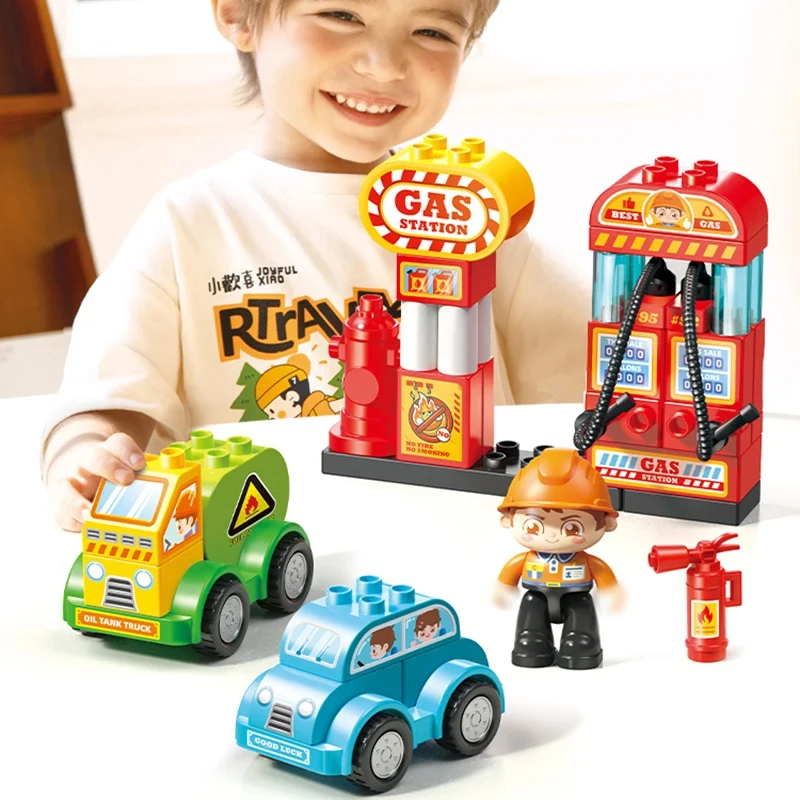 43pieces Large Classic City Series Building Blocks, Gas Station Car Scene Assembly Model Toy, Assembly Block Toy, Kids Gift
43pieces Large Classic City Series Building Blocks, Gas Station Car Scene Assembly Model Toy, Assembly Block Toy, Kids Gift