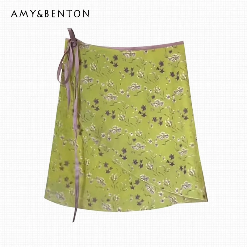 Summer Original Design Green Floral A-line Short Skirt New Irregular Lace-up High Waist Sweet Versatile Thin Short Skirts Ladies
Summer Original Design Green Floral A-line Short Skirt New Irregular Lace-up High Waist Sweet Versatile Thin Short Skirts Ladies