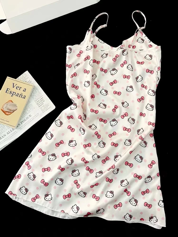 Anime Sanrio Hello Kitty Pajamas Bow Print Strap Dress Summer Woman Lce Silk Pajamas Lightweight Soft Household Clothes Cute
Anime Sanrio Hello Kitty Pajamas Bow Print Strap Dress Summer Woman Lce Silk Pajamas Lightweight Soft Household Clothes Cute