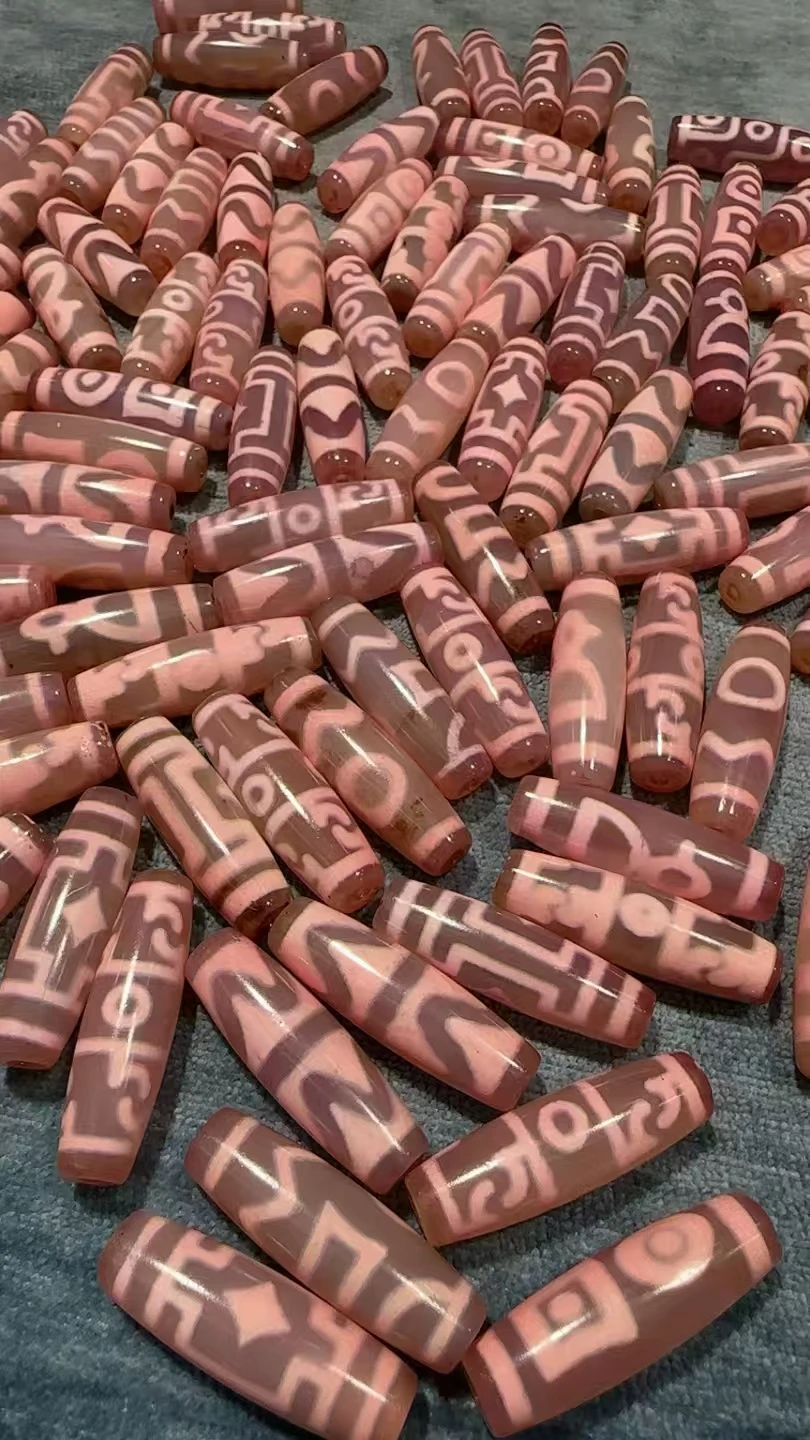 50pcs/lot 40mm Different Patterns Pink Tibetan Dzi Beads DIY Amulet pendant Necklaces
50pcs/lot 40mm Different Patterns Pink Tibetan Dzi Beads DIY Amulet pendant Necklaces