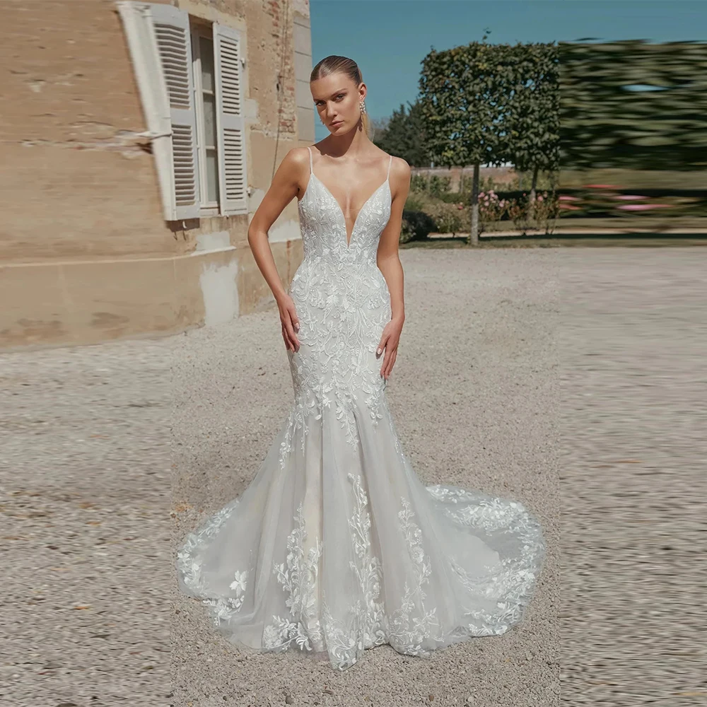 Customized Spaghetti Straps Brides Dress V-neck Lace Appliques Wedding Dress Mermaid Backless Robe De Mariee
Customized Spaghetti Straps Brides Dress V-neck Lace Appliques Wedding Dress Mermaid Backless Robe De Mariee