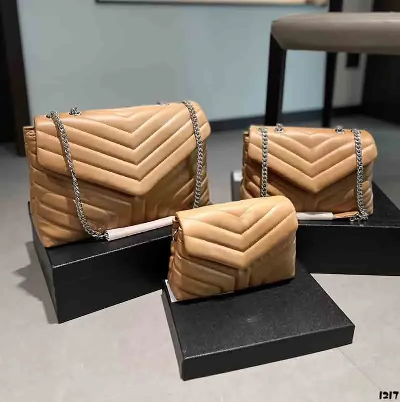 Women's Shoulder Bag Designer Quilted Soft Leather Crossbody Bags For woman Chain Strap Flap Handbag Small And Large Purses
Women's Shoulder Bag Designer Quilted Soft Leather Crossbody Bags For woman Chain Strap Flap Handbag Small And Large Purses