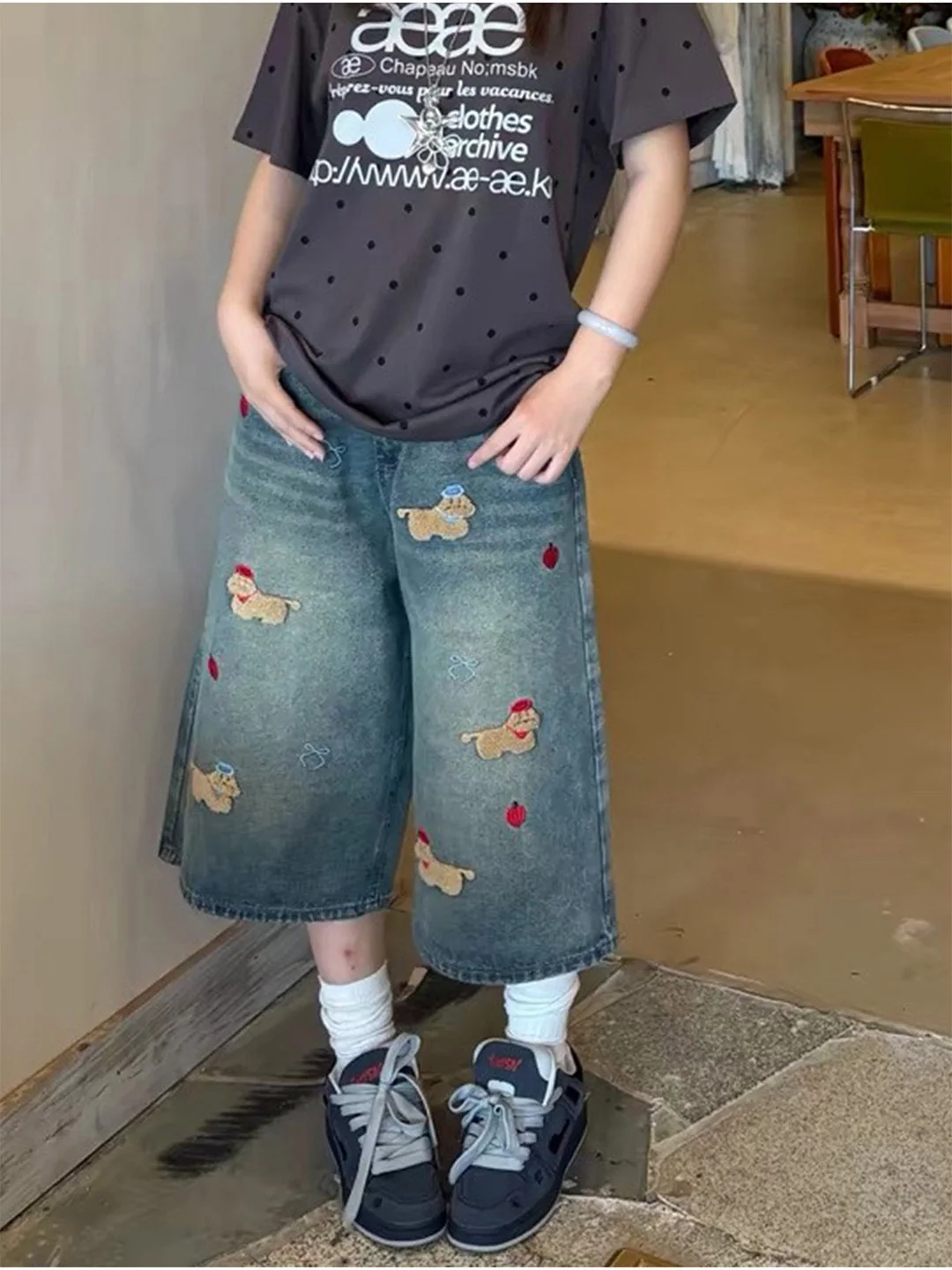 Retro Cartoon Dog Dopaamine Straight Leg Jeans Women's Summer New Loose Embroidered Pants Thin Model High Waist Wide Leg
Retro Cartoon Dog Dopaamine Straight Leg Jeans Women's Summer New Loose Embroidered Pants Thin Model High Waist Wide Leg