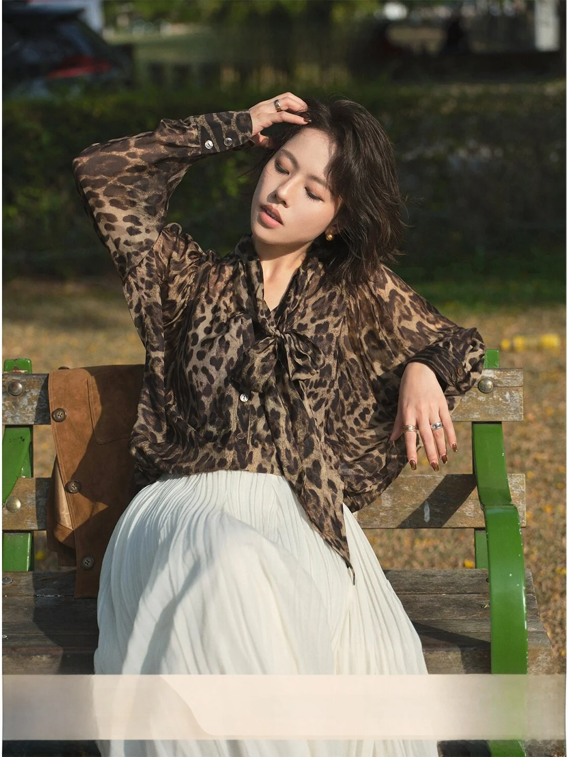 Wdiva Leopard Print Silk Shirt Women's Long Sleeve Minimalist Style Luxury Sensation Hong Kong Style Retro 100 Silk
Wdiva Leopard Print Silk Shirt Women's Long Sleeve Minimalist Style Luxury Sensation Hong Kong Style Retro 100 Silk