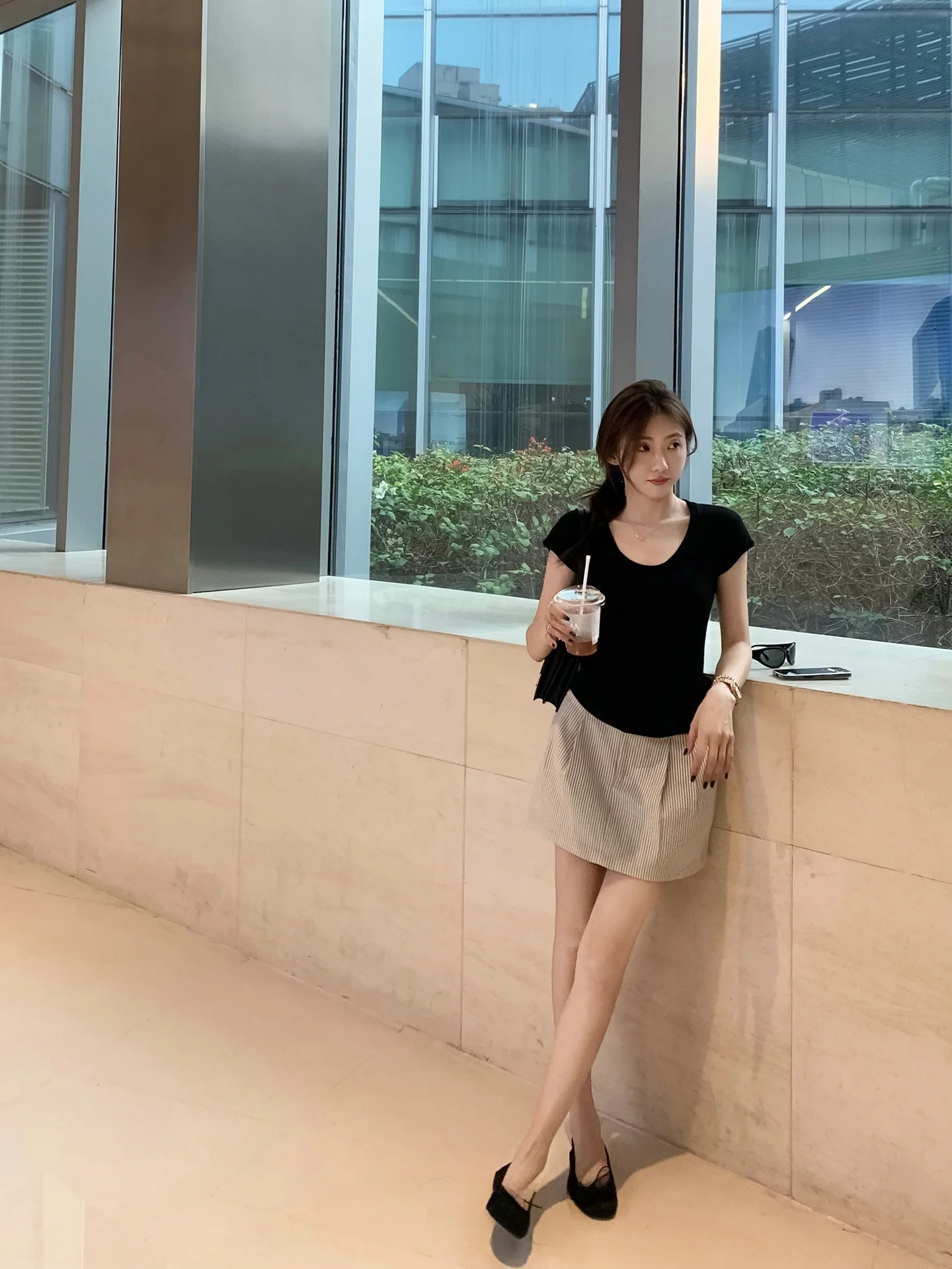Hualun Gold Label Linen Double Pleat Stripe Short Skirt Casual Design Summer New Style Low Waist A-Line Half Body Skirt
Hualun Gold Label Linen Double Pleat Stripe Short Skirt Casual Design Summer New Style Low Waist A-Line Half Body Skirt
