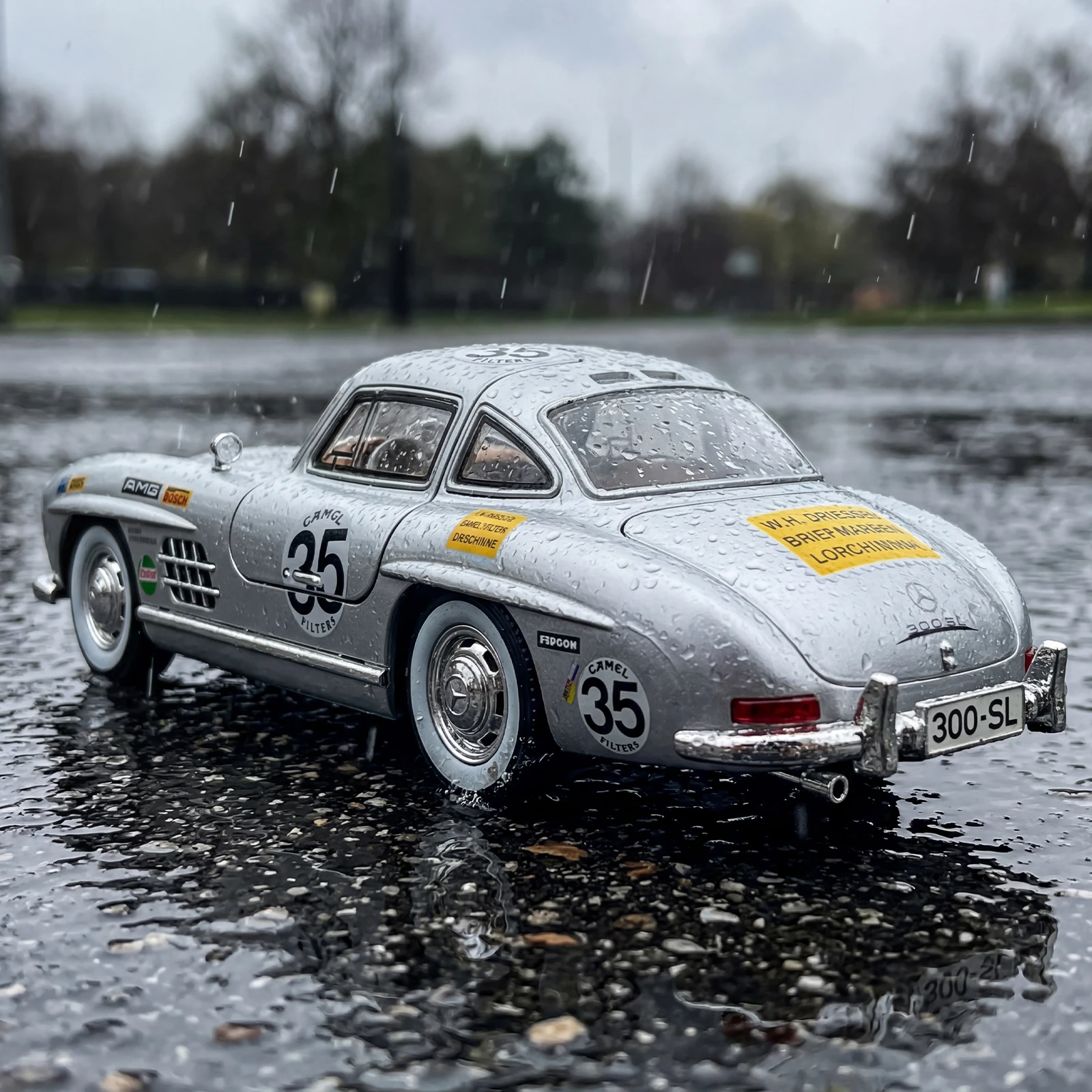 1:18 300SL Latte Art Version Supercar Alloy Metal Diecast Model Car Home Decoration Collectibles Hobby Display Toy
1:18 300SL Latte Art Version Supercar Alloy Metal Diecast Model Car Home Decoration Collectibles Hobby Display Toy