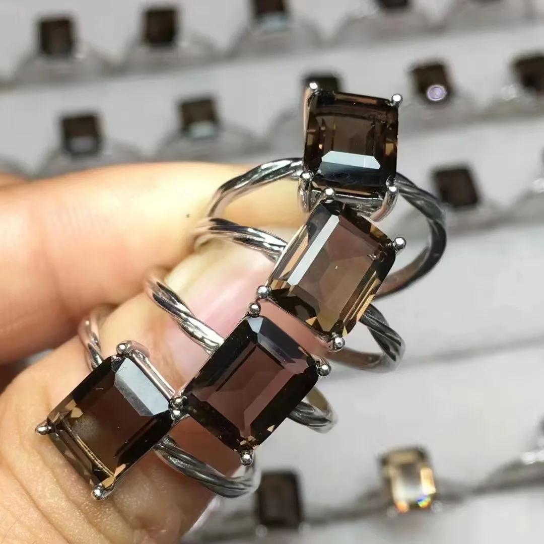1 Pc Fengbaowu Natural Smoky Quartz Ring Square 925 Sterling Silver Crystal Reiki Healing Stone Fashion Crystal Jewelry Gift 
1 Pc Fengbaowu Natural Smoky Quartz Ring Square 925 Sterling Silver Crystal Reiki Healing Stone Fashion Crystal Jewelry Gift