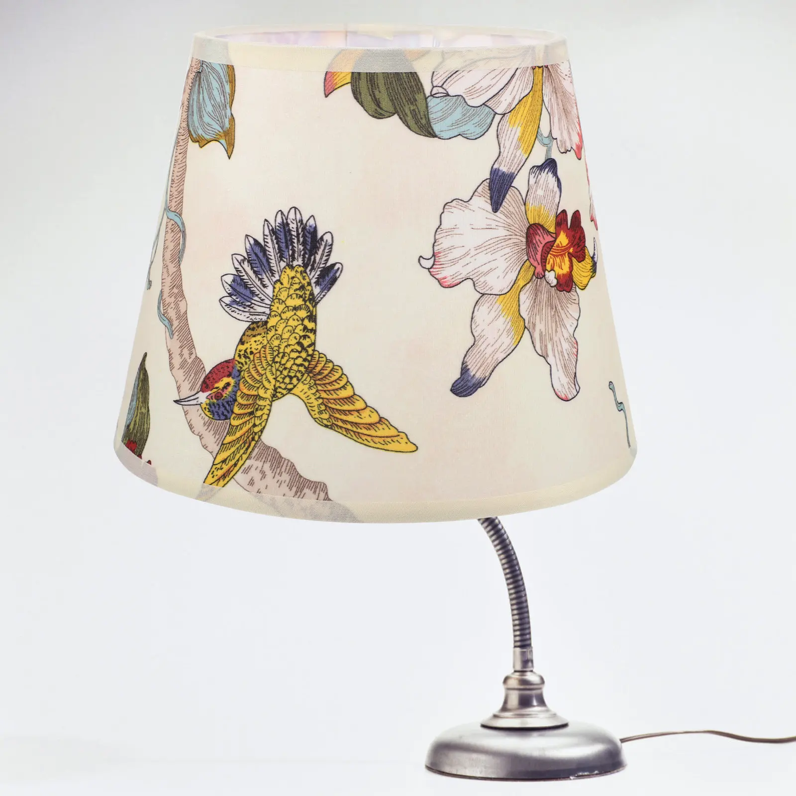Floral Lampshade for Table Lamps Bright Patterns Professional Printing Cloth Lamp Shades Chandelier Bedside Replacement
Floral Lampshade for Table Lamps Bright Patterns Professional Printing Cloth Lamp Shades Chandelier Bedside Replacement