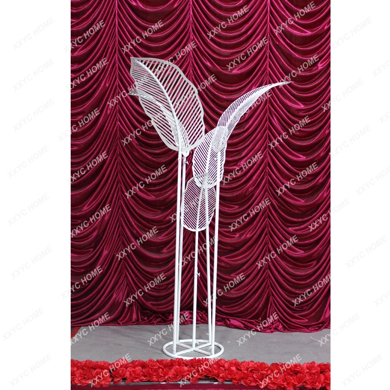 New Wedding Props Wrought Iron Banana Leaves Wedding Stage Layout Background Road Lead Window Decoration
New Wedding Props Wrought Iron Banana Leaves Wedding Stage Layout Background Road Lead Window Decoration