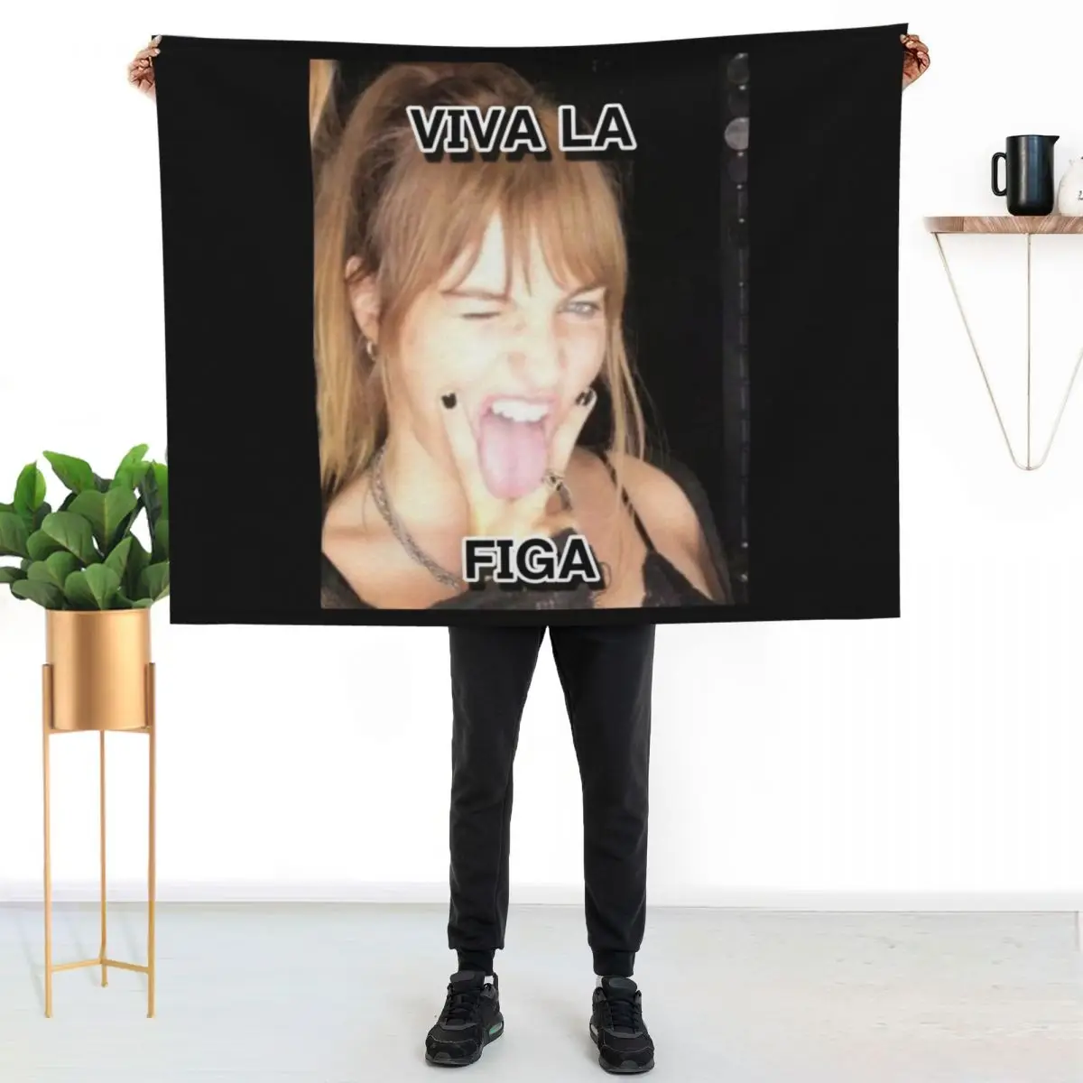 Victoria de Angelis VIVA LA FIGA Throw Blanket Plush Fuzzy Cozy Blanket for Couch Sofa
Victoria de Angelis VIVA LA FIGA Throw Blanket Plush Fuzzy Cozy Blanket for Couch Sofa