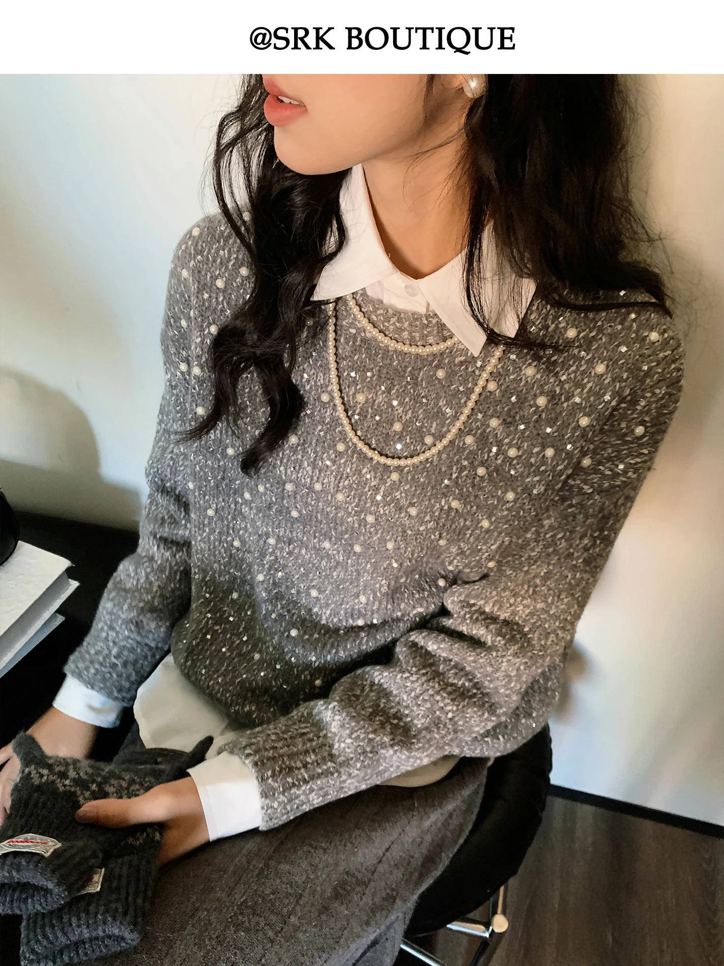 Модный свободный вязаный свитер с длинными рукавами, дизайн SRK, украшенный бисером, с круглым вырезом, теплый, дышащий, женский топ
Модный свободный вязаный свитер с длинными рукавами, дизайн SRK, украшенный бисером, с круглым вырезом, теплый, дышащий, женский топ