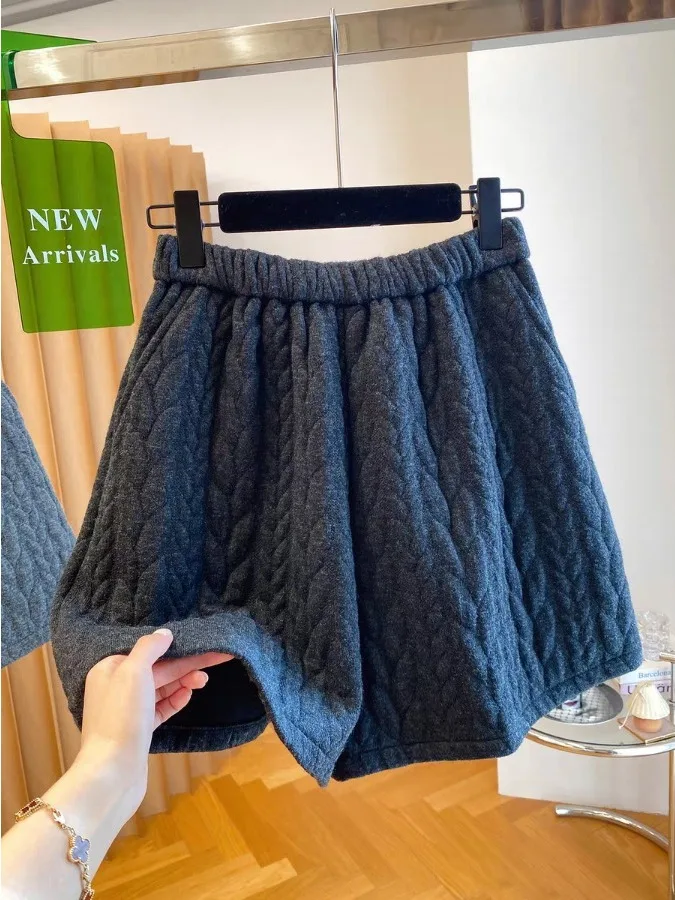 Ele ey Knotted Wide Leg ort Pants Women's Winter Thiened Fce Loose Slimming Versatile Outerwear A-line Boot Pants
Ele ey Knotted Wide Leg ort Pants Women's Winter Thiened Fce Loose Slimming Versatile Outerwear A-line Boot Pants