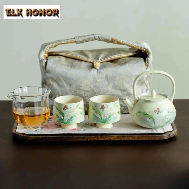 Pure Hand Drawn Orchid Travel Tea Set Kit Luxury 1 Pot 2 Cups Tea Brewing Organizer Portable Camping Stock Bags Tea Items Gift
Pure Hand Drawn Orchid Travel Tea Set Kit Luxury 1 Pot 2 Cups Tea Brewing Organizer Portable Camping Stock Bags Tea Items Gift