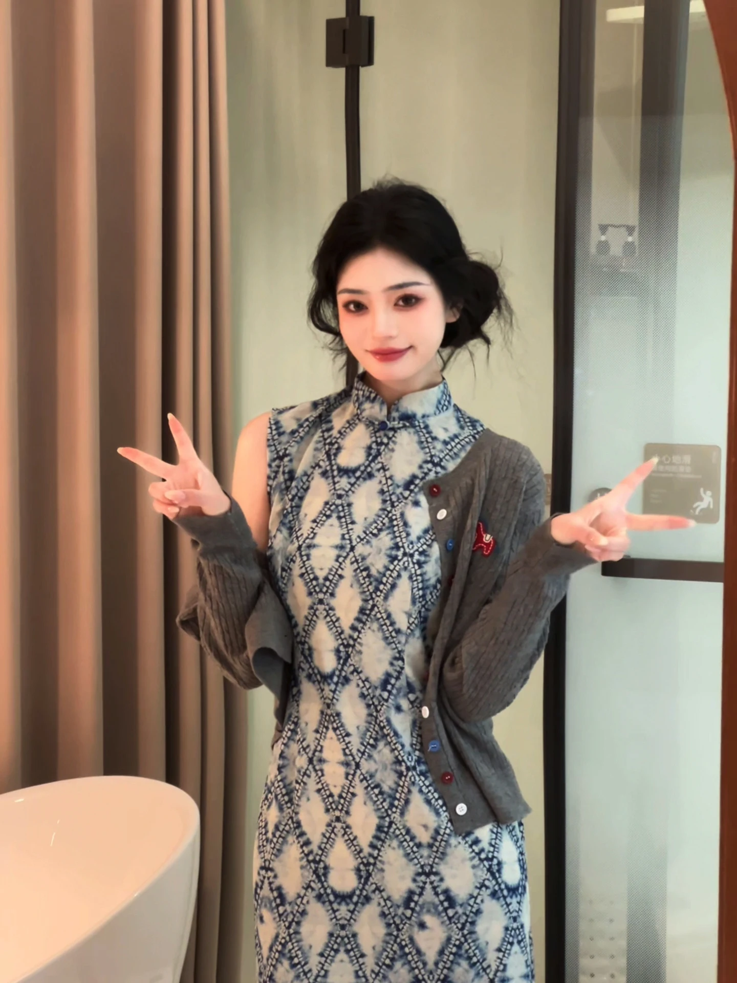 Spring Breeze New Chinese Sle Svel Qipao Young Women's Small Size Modified Daily Wear Comfortable Breathable Long Dr
Spring Breeze New Chinese Sle Svel Qipao Young Women's Small Size Modified Daily Wear Comfortable Breathable Long Dr