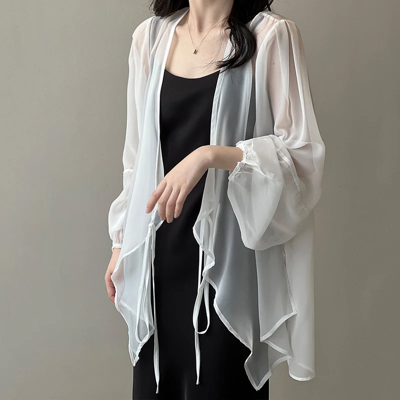 2023 Summer New Women's Shirt and Blouses Lightweight Chiffon Loose Slim Long Sleeve Transparent Top Open Stitch Korean 80793
2023 Summer New Women's Shirt and Blouses Lightweight Chiffon Loose Slim Long Sleeve Transparent Top Open Stitch Korean 80793