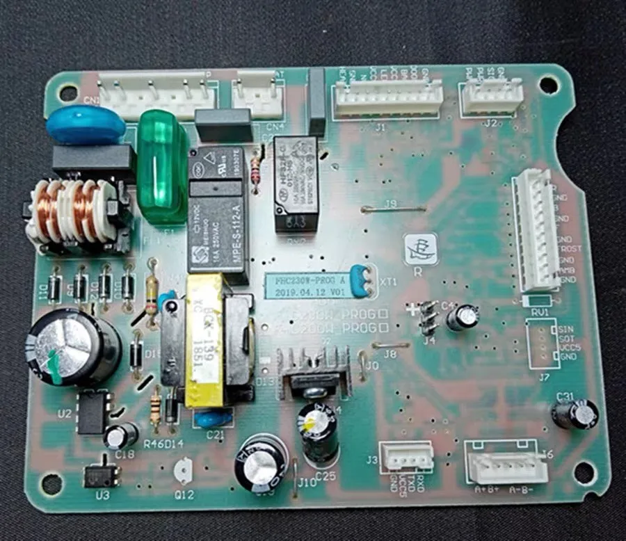 BCD-211WC22GY FHC230W/FHC200W test ok circuit board motherboard
BCD-211WC22GY FHC230W/FHC200W test ok circuit board motherboard