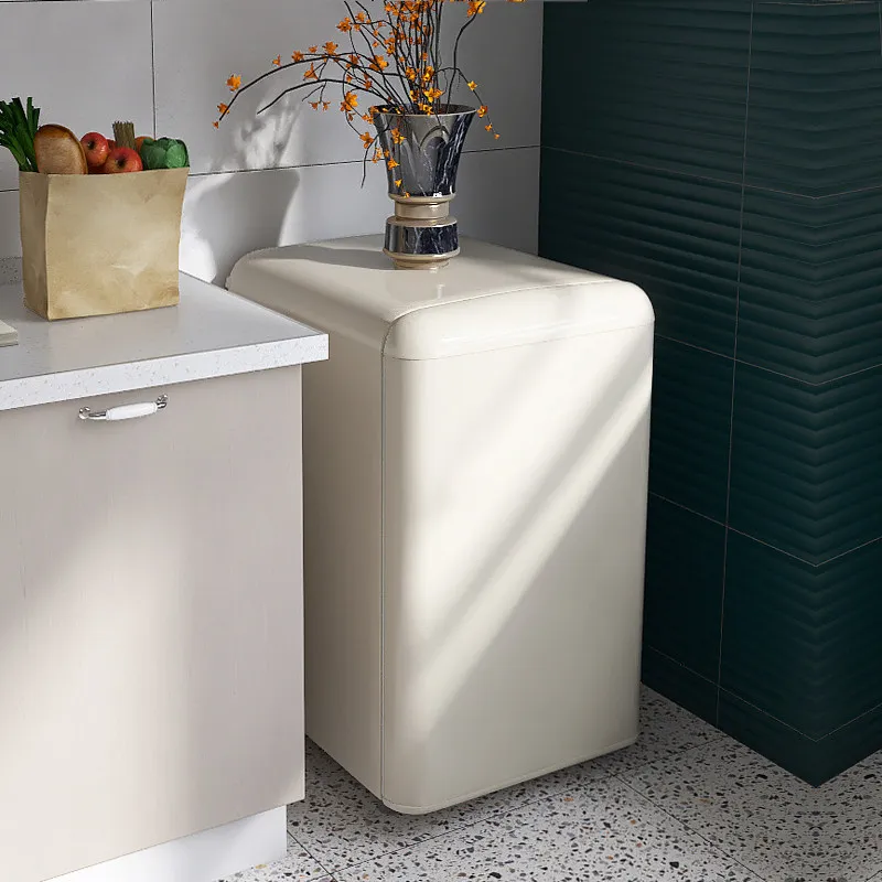 Jinsong BD-60R Full Freezing Retro Small Household Mini White Refrigerator 60L Capacity Auto-Defrost
Jinsong BD-60R Full Freezing Retro Small Household Mini White Refrigerator 60L Capacity Auto-Defrost