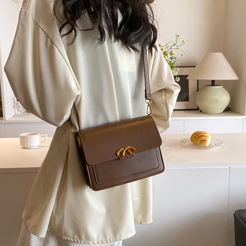 New Fashion Women's Single Shoulder Crossbody Bag Simple Casual PU Leather Trend Versatile Commuter Storage Small Square Bags
New Fashion Women's Single Shoulder Crossbody Bag Simple Casual PU Leather Trend Versatile Commuter Storage Small Square Bags