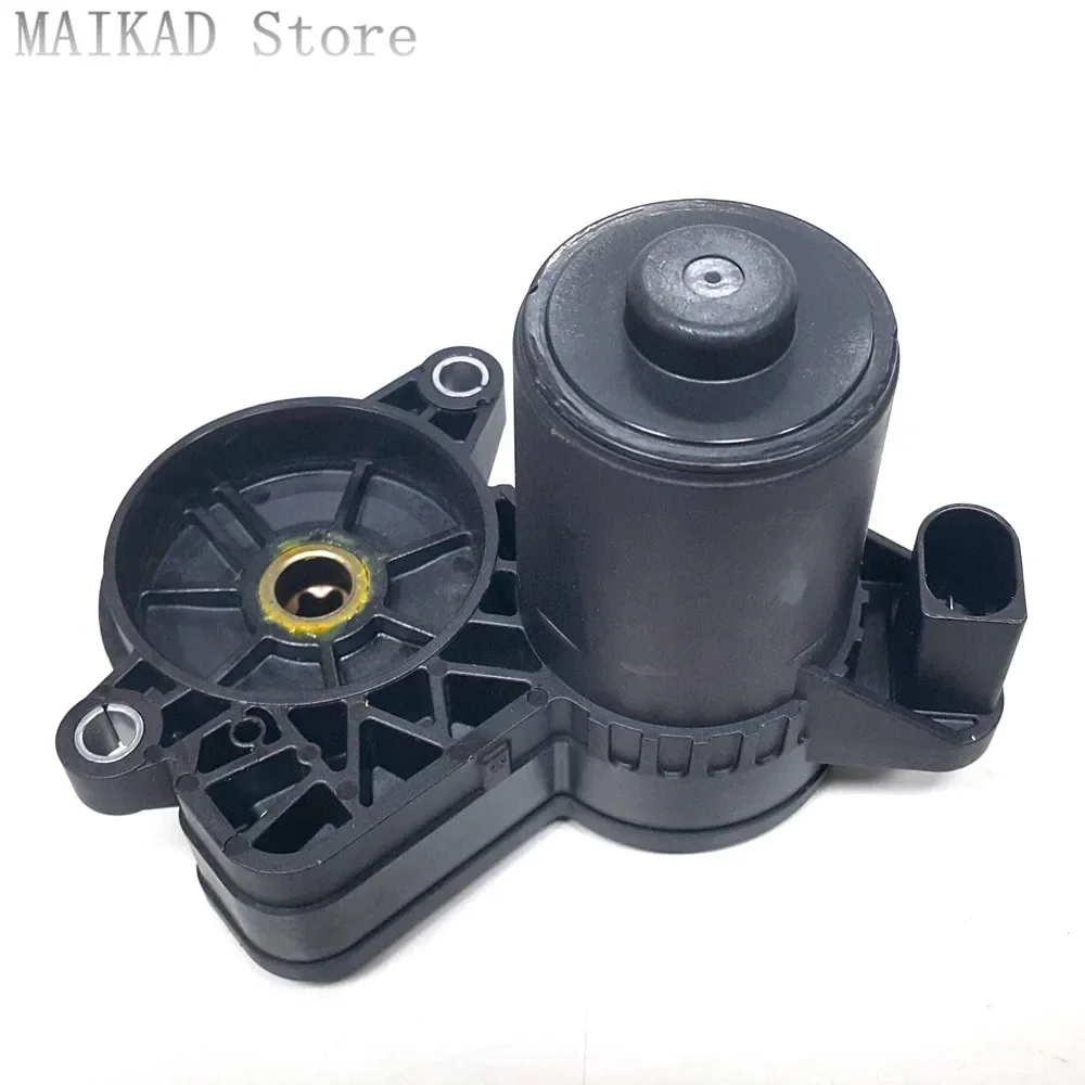 Rear Parking Brake Actuator Position motor for Mercedes-Benz W156 GLA180 GLA200 GLA220 GLA250 A0009061203
Rear Parking Brake Actuator Position motor for Mercedes-Benz W156 GLA180 GLA200 GLA220 GLA250 A0009061203