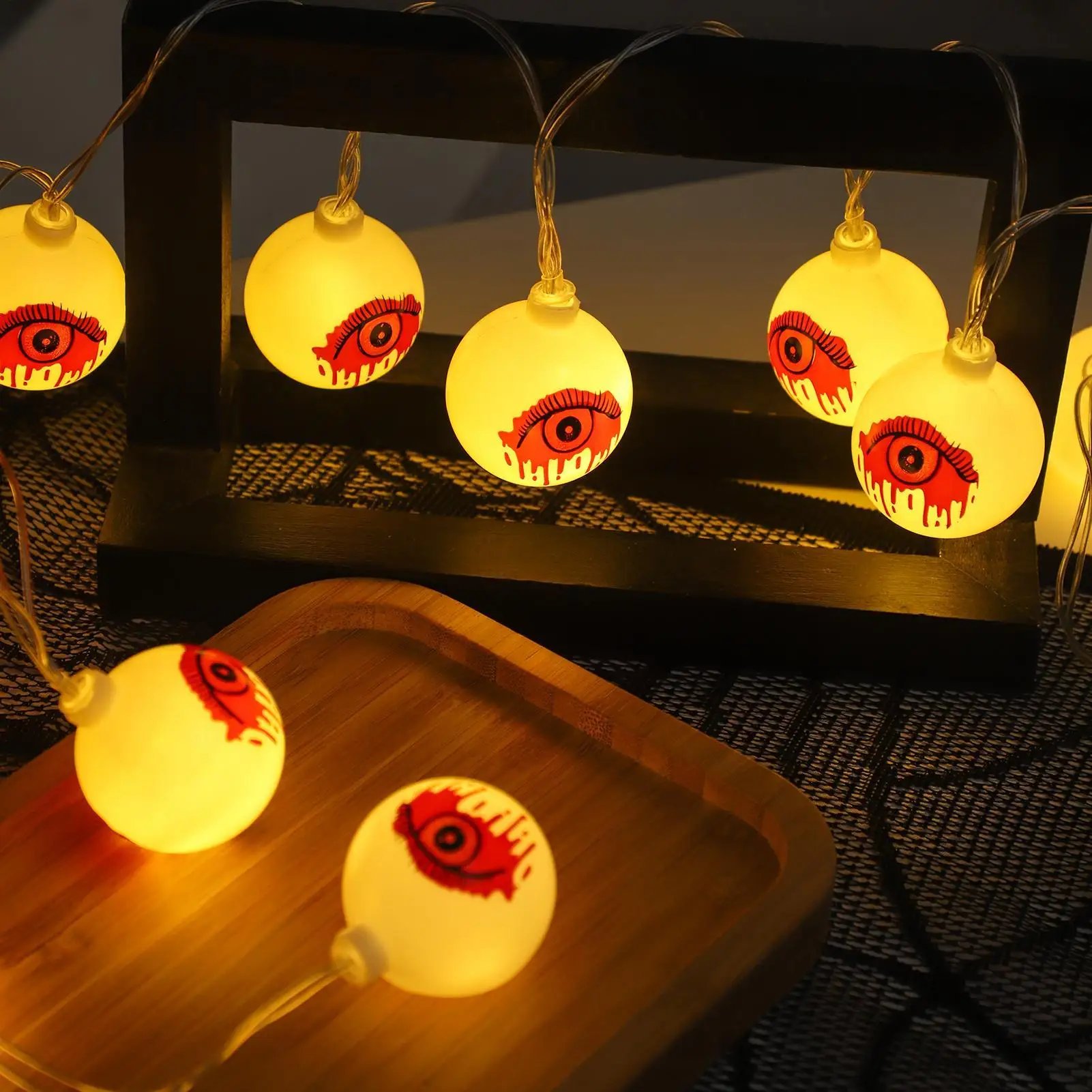 Halloween Eye Light String Decoration 9.8FT Halloween Eyeball Festival Decorative Light String 20 Led Battery Operated Eyeball
Halloween Eye Light String Decoration 9.8FT Halloween Eyeball Festival Decorative Light String 20 Led Battery Operated Eyeball