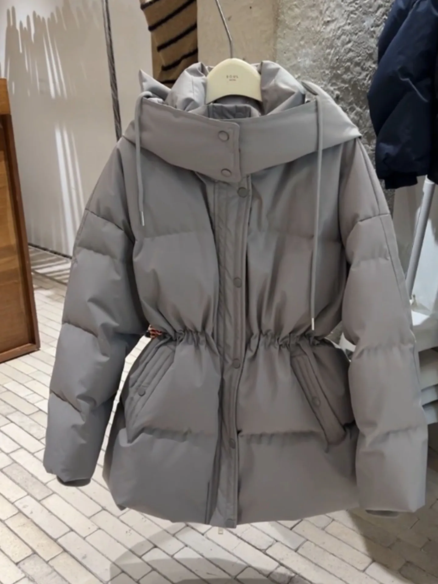 Sli Mid-Length Women's down Jaet Winter 2025 New ular Slimming Waistcoat Hooded Casual Polyester Fiber Filling
Sli Mid-Length Women's down Jaet Winter 2025 New ular Slimming Waistcoat Hooded Casual Polyester Fiber Filling