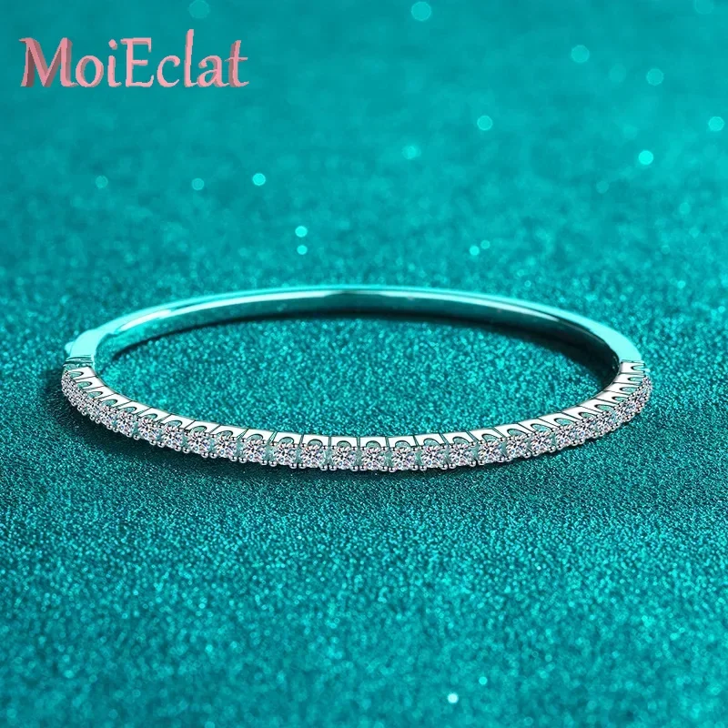 Luxury Elegant Full Inlaid Moissanite 1.68 Carat Bangles for Women's Fine Jewelry Collection, Platinum PT950 Exquisite Bracelets
Luxury Elegant Full Inlaid Moissanite 1.68 Carat Bangles for Women's Fine Jewelry Collection, Platinum PT950 Exquisite Bracelets