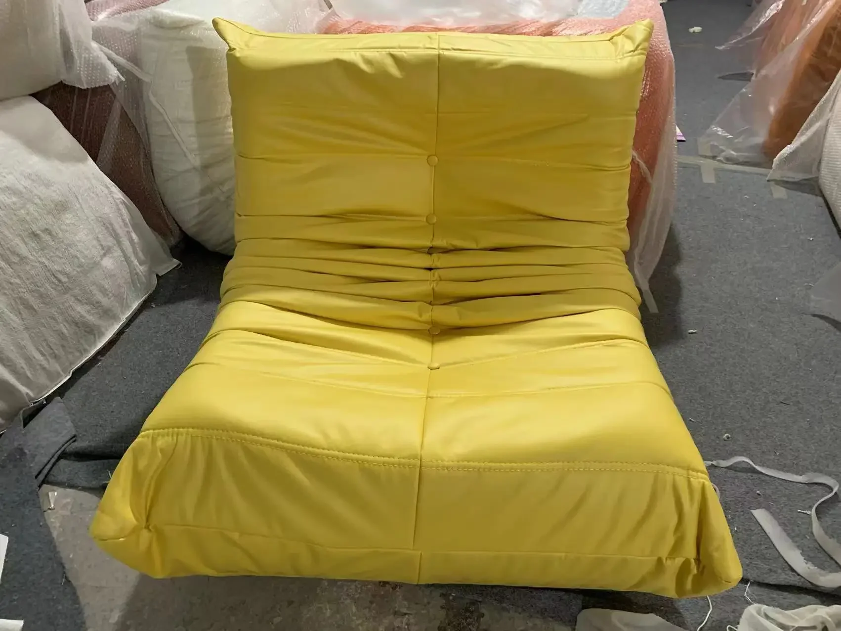 Single Sofa Lazy Couch Tatami Living Room Bedroom Lovely Leisure Single Chair Reading Chair Balcony Rocking Chair
Single Sofa Lazy Couch Tatami Living Room Bedroom Lovely Leisure Single Chair Reading Chair Balcony Rocking Chair