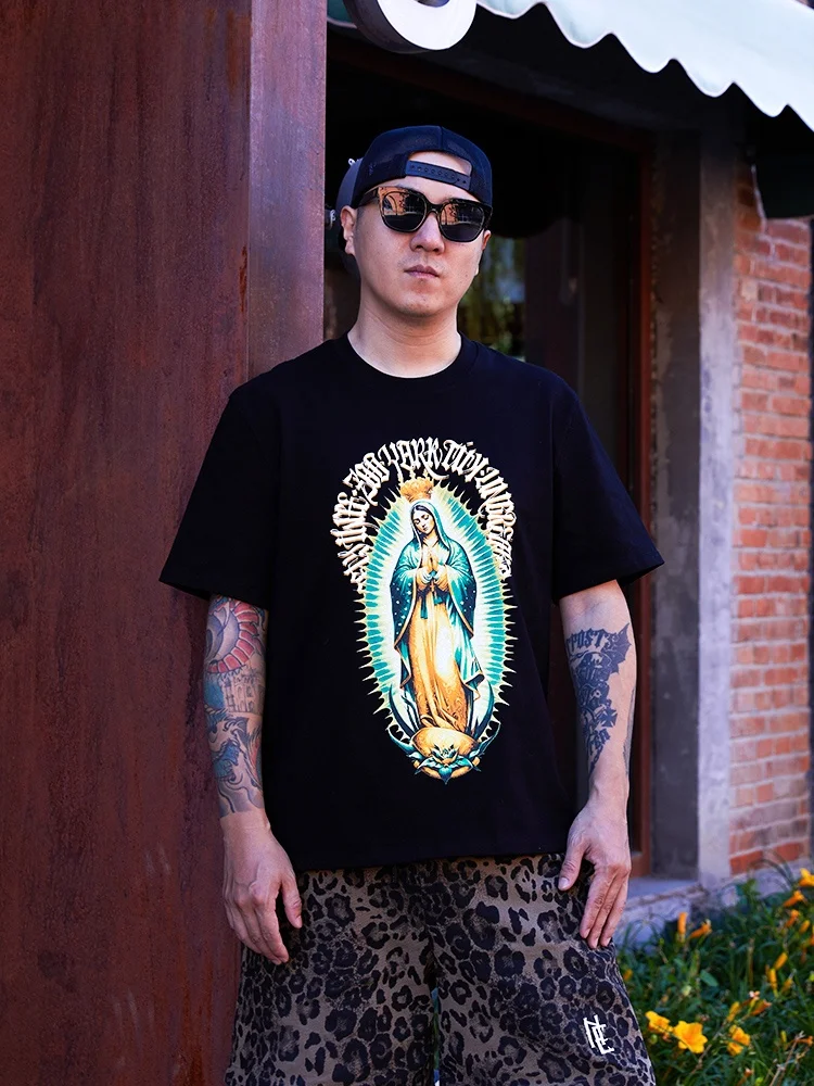 Oversize Loose Fit Short Sleeve T-Shirt Pure Cotton Heavyweight Black White Unisex Large Size Nuclear Explosion Brand Tee
Oversize Loose Fit Short Sleeve T-Shirt Pure Cotton Heavyweight Black White Unisex Large Size Nuclear Explosion Brand Tee