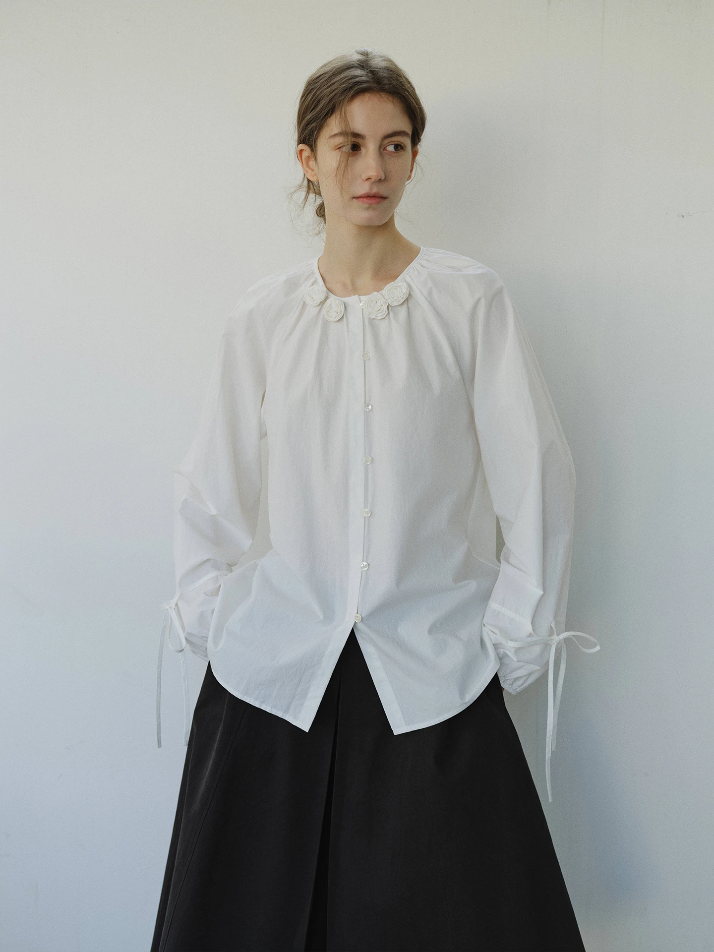 Женская хлопковая блузка Cui White с 3D-цветами, длинными рукавами-фонариками, круглым вырезом, на пуговицах, с цветочным принтом, весна-осень, повседневная
Женская хлопковая блузка Cui White с 3D-цветами, длинными рукавами-фонариками, круглым вырезом, на пуговицах, с цветочным принтом, весна-осень, повседневная