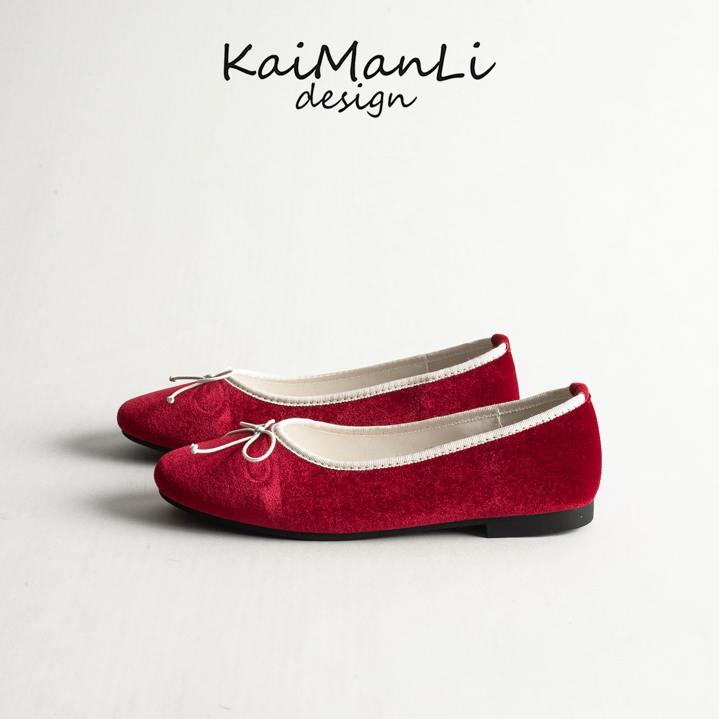 Retro Style Red Satin Ballet Flats Women's Outdoor Versatile Gentle Flat Mouth Single Shoes Knot Fashionable Flat H...
Retro Style Red Satin Ballet Flats Women's Outdoor Versatile Gentle Flat Mouth Single Shoes Knot Fashionable Flat H...