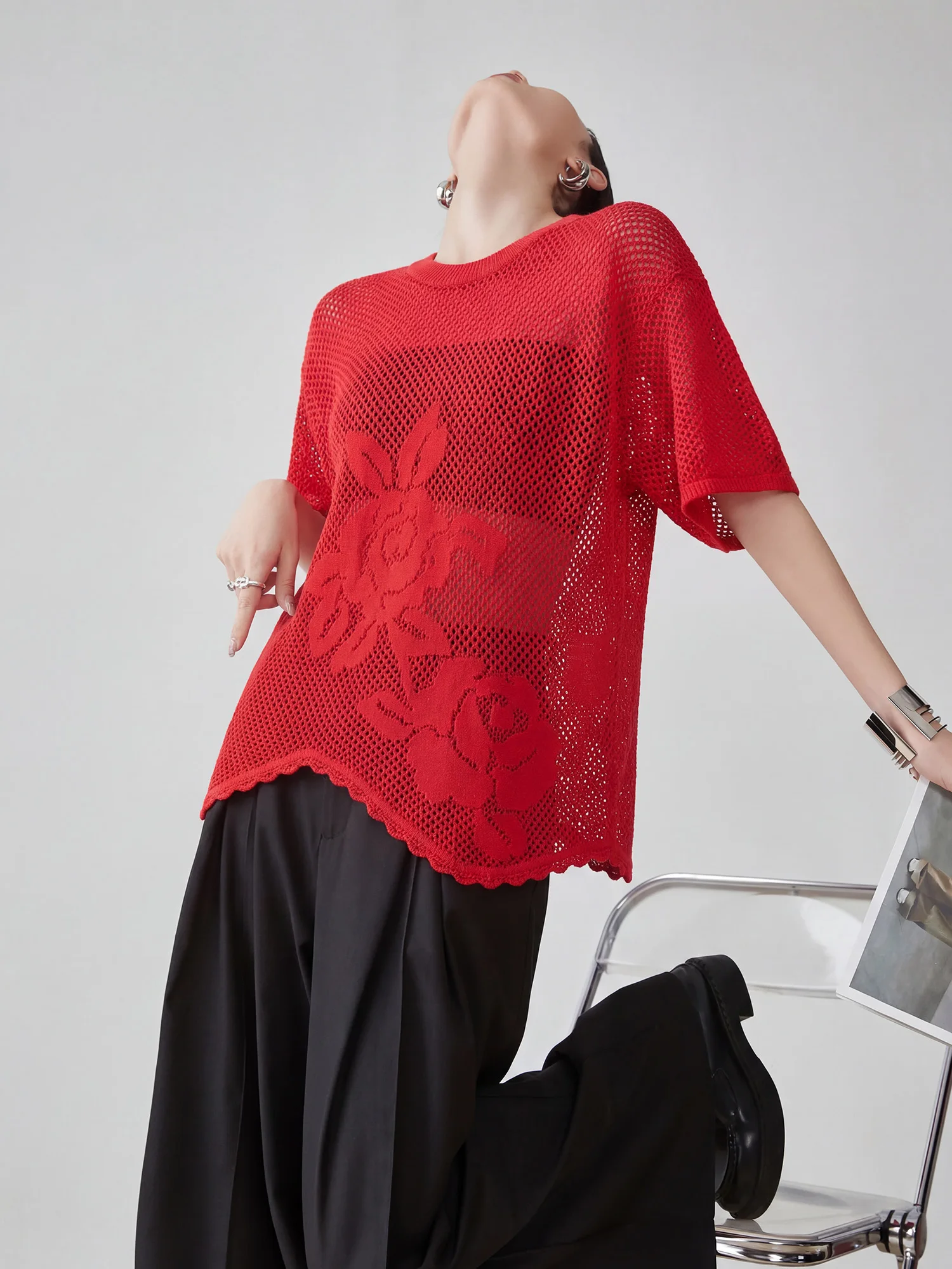 Retro Lazy Style Red Hollow Flower Knitted Shirt Short Sleeve round Neck Transparent Loose T-Shirt Casual Style Spring Commut...
Retro Lazy Style Red Hollow Flower Knitted Shirt Short Sleeve round Neck Transparent Loose T-Shirt Casual Style Spring Commut...