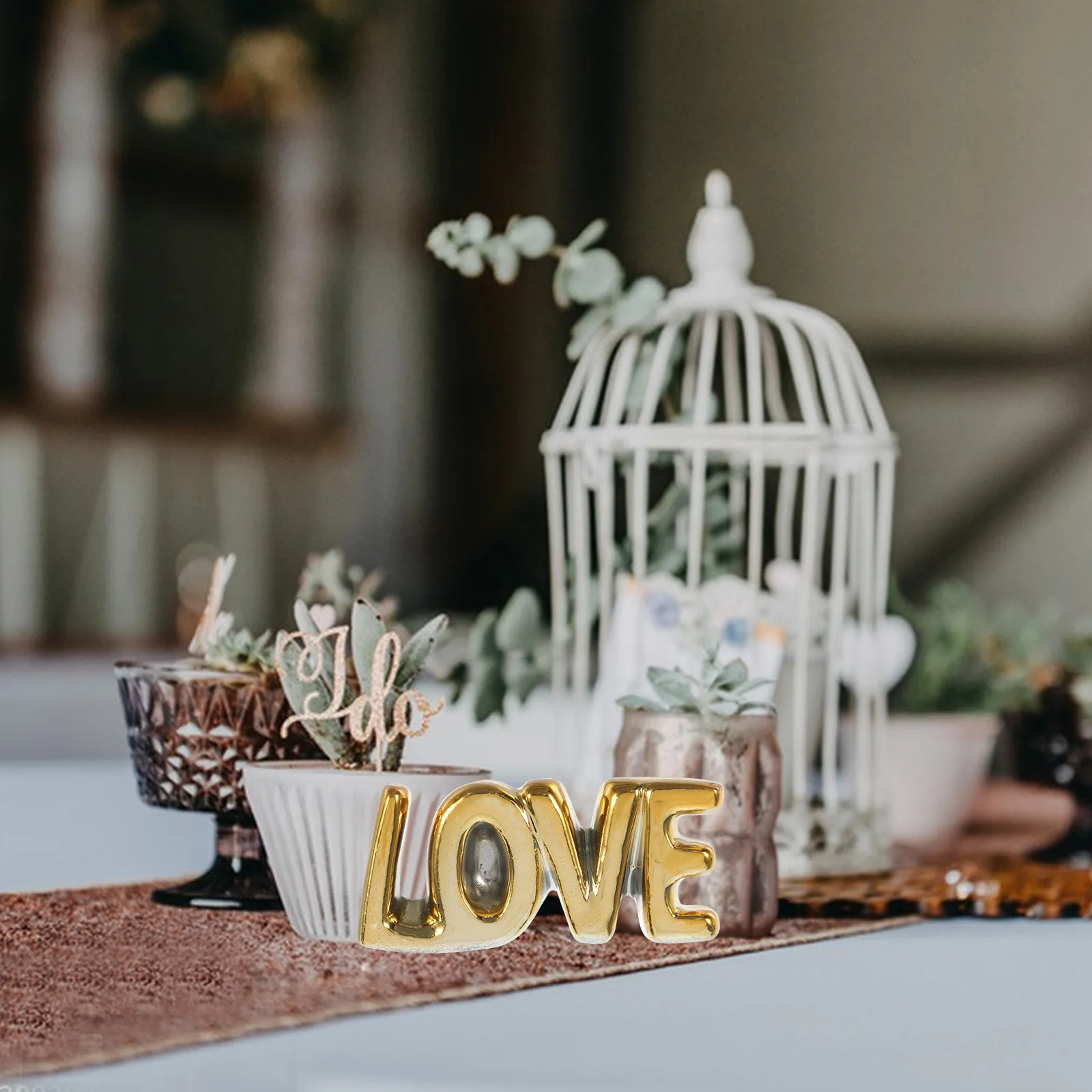 Mini Love Letter Decor Ceramic Table Sign Romantic Valentine's Day Wedding Decorative Desktop Centerpiece Home Accent Ornament
Mini Love Letter Decor Ceramic Table Sign Romantic Valentine's Day Wedding Decorative Desktop Centerpiece Home Accent Ornament