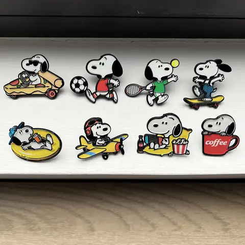 4/8 Stück niedlicher Hund Emaille Pins Set Metall Cartoon Charakter Broschen Modeschmuck Sammlung Unisex Tasche Rucksack Zubehör Geschenk