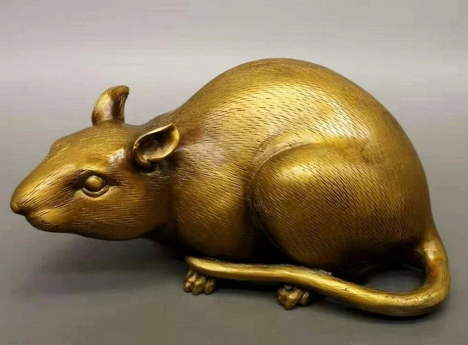 Chinese Brass Rat Feng Shui Zodiac Statue Animal Mouse Figurine Table Decor
Chinese Brass Rat Feng Shui Zodiac Statue Animal Mouse Figurine Table Decor