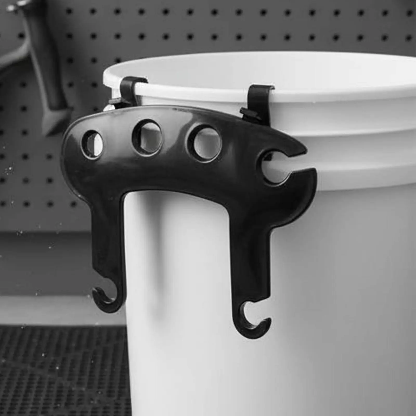 2 Pieces 5 Gallon Pail Bracket Easy to Install 6 Gallon Pail Bracket Precise Brush Holder Heavy Duty Detailing Tool
2 Pieces 5 Gallon Pail Bracket Easy to Install 6 Gallon Pail Bracket Precise Brush Holder Heavy Duty Detailing Tool