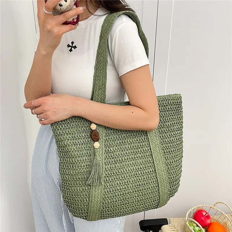 Simple Boho Durable Straw Shoulder Bag Spacious Fashionable and Versatile Beach Bag Casual and Simple Commuting Bag for Women
Simple Boho Durable Straw Shoulder Bag Spacious Fashionable and Versatile Beach Bag Casual and Simple Commuting Bag for Women