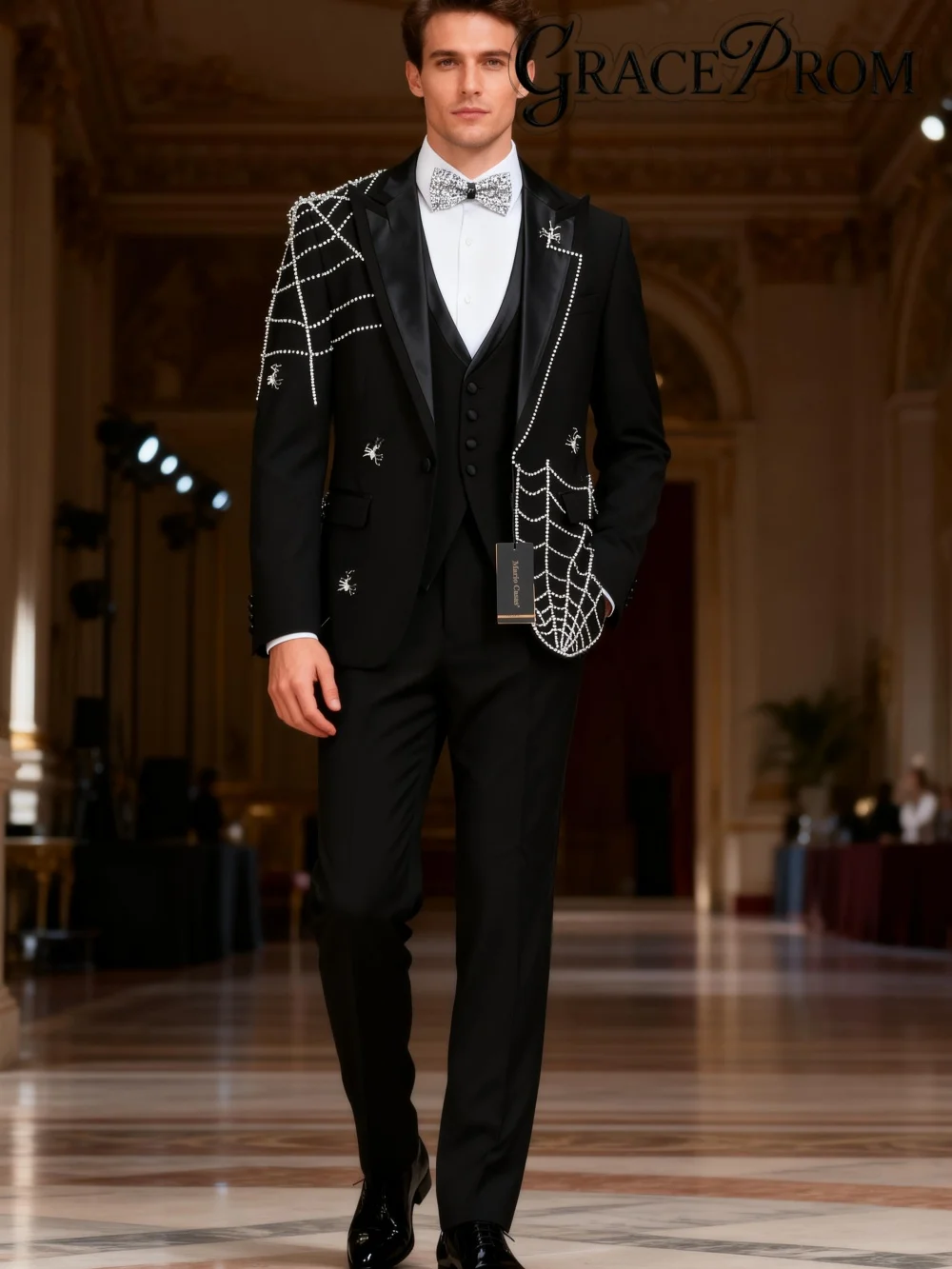 Luxurious Crystal Men 3 Piece Set Classic Wedding Tuxedo Suit Fit Groom Popular Groomsmen Mens Suit Set For Banquet Party Bar
Luxurious Crystal Men 3 Piece Set Classic Wedding Tuxedo Suit Fit Groom Popular Groomsmen Mens Suit Set For Banquet Party Bar