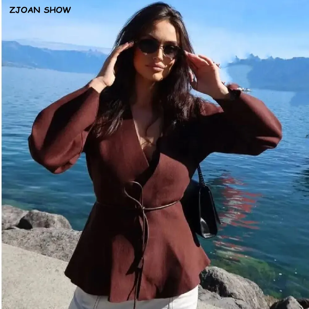 2025 ШИКАРНЫЙ женский элегантный вязаный кардиган с поясом, свитер с перекрестным V-образным вырезом и длинными рукавами, осенняя верхняя одежда коричневого цвета
2025 ШИКАРНЫЙ женский элегантный вязаный кардиган с поясом, свитер с перекрестным V-образным вырезом и длинными рукавами, осенняя верхняя одежда коричневого цвета