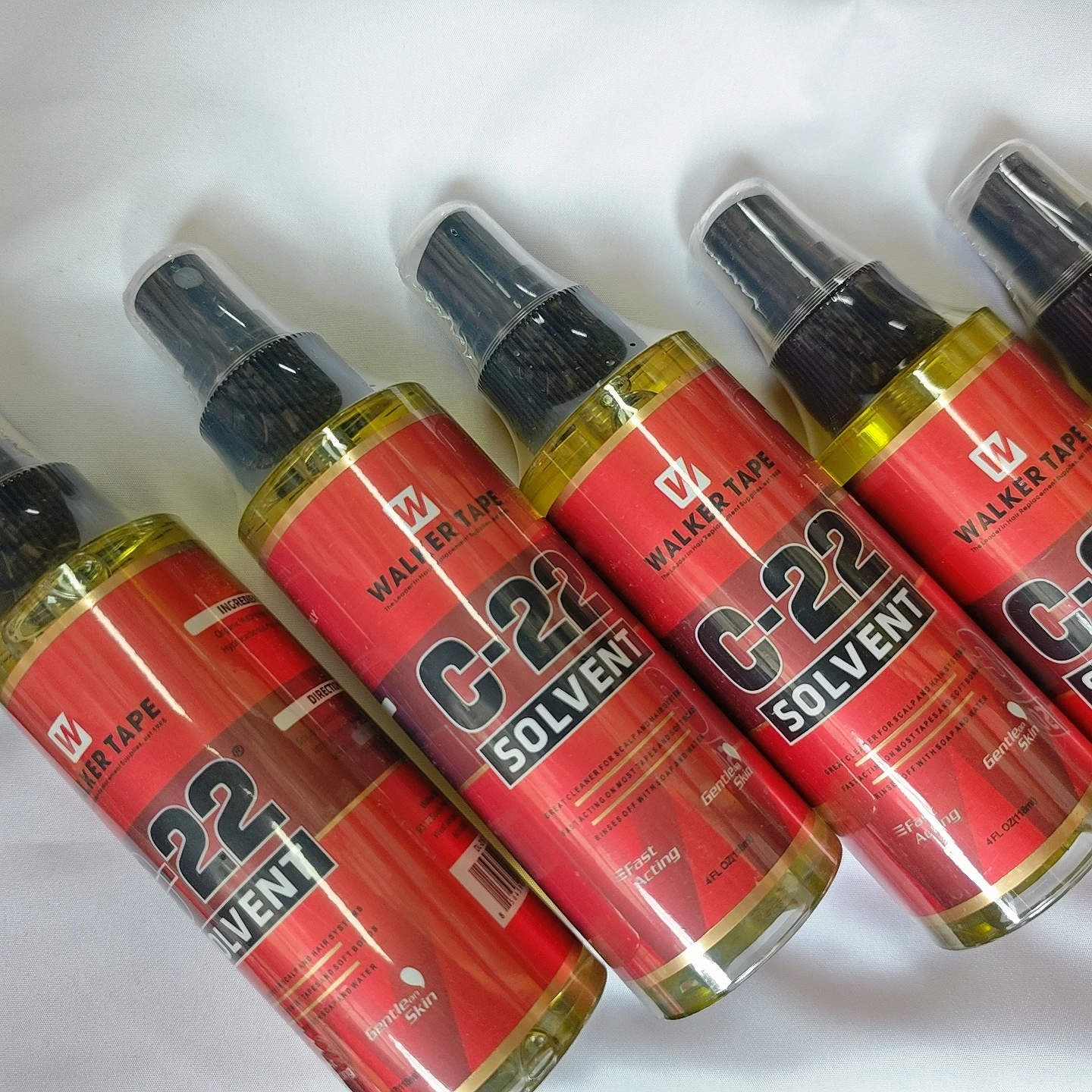 4 FL OZ 118ml Walker Tape C-22 Solvent Remover Great Cleaner For Scalp And Hair Systems Fast Acting on Most Tapes
4 FL OZ 118ml Walker Tape C-22 Solvent Remover Great Cleaner For Scalp And Hair Systems Fast Acting on Most Tapes