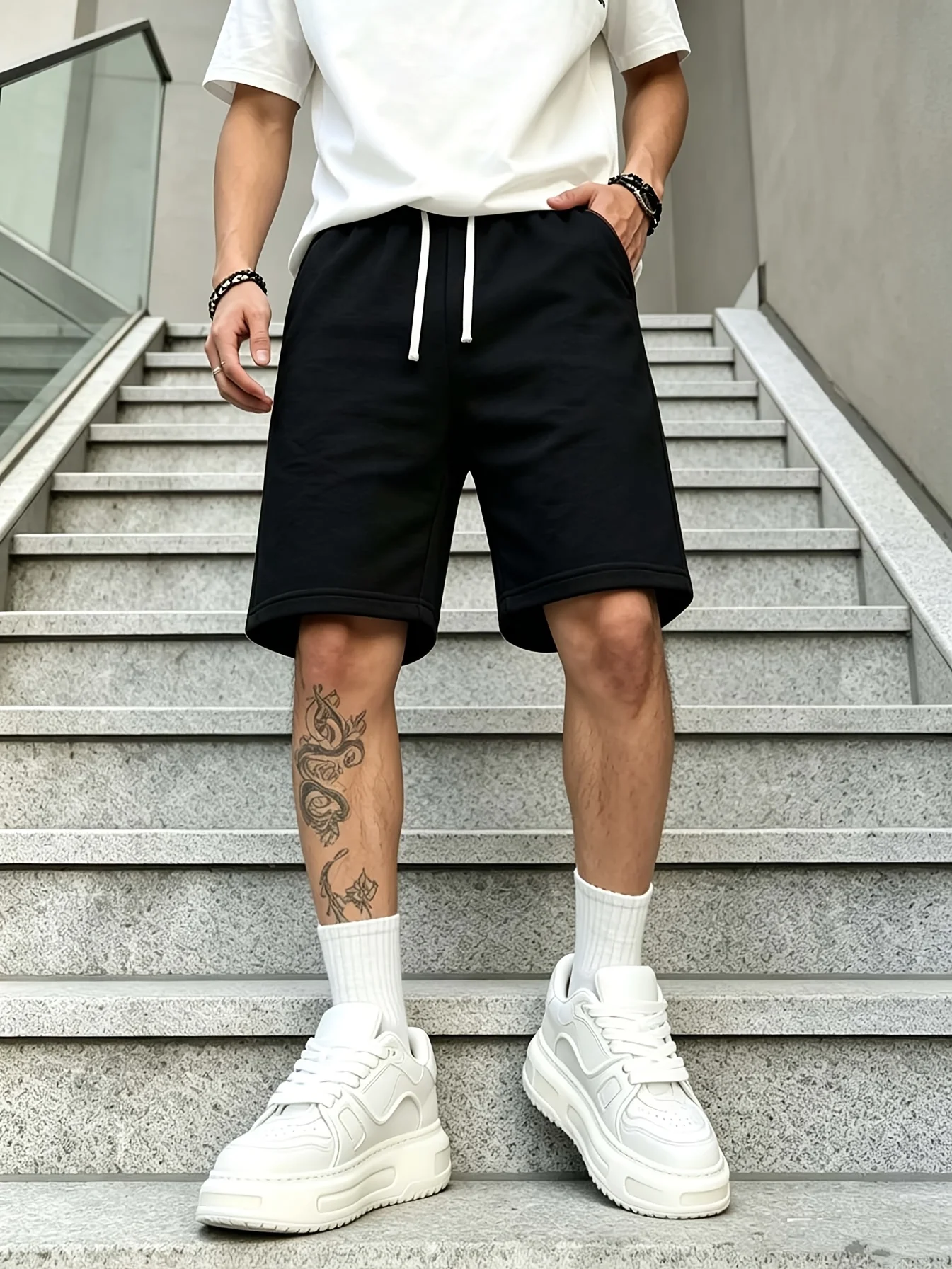 Cool and refreshing men's casual shorts, breathable and sweat-wicking, freeing you from summer constraints shorts for men
Cool and refreshing men's casual shorts, breathable and sweat-wicking, freeing you from summer constraints shorts for men