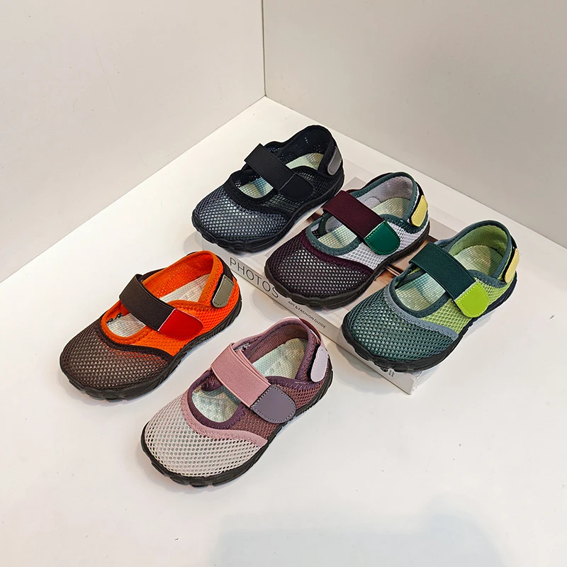 Children's Sports Shoes Summer Fashion Korean-style New Net Fabric Boys Girls Sandals Breathable Anti-slip Children Beach Shoes
Children's Sports Shoes Summer Fashion Korean-style New Net Fabric Boys Girls Sandals Breathable Anti-slip Children Beach Shoes