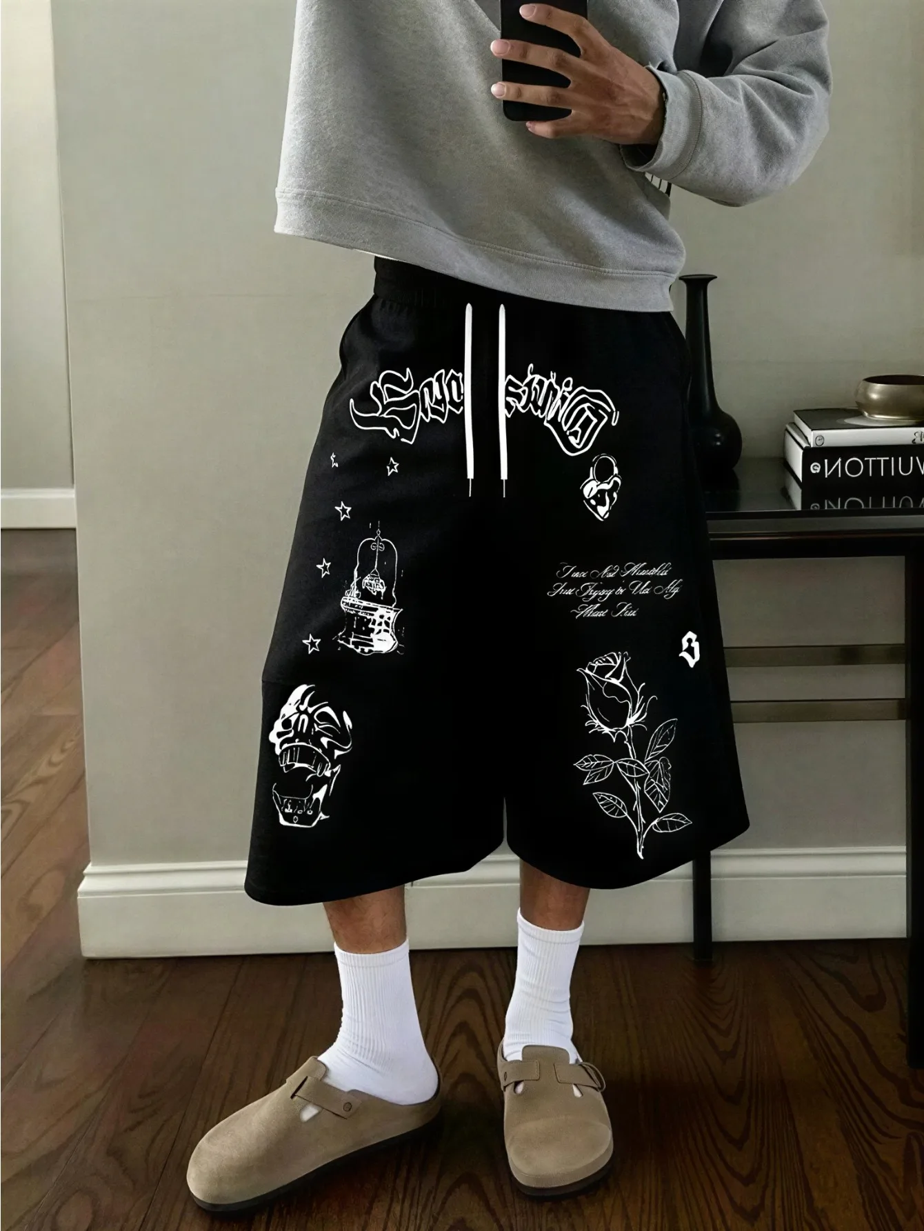 Men's High-Street Fashion: Relaxed-Fit Cropped Sweatpants—Comfortable, High-Quality, Solid Color, Perfect for Everyday Wear
Men's High-Street Fashion: Relaxed-Fit Cropped Sweatpants—Comfortable, High-Quality, Solid Color, Perfect for Everyday Wear