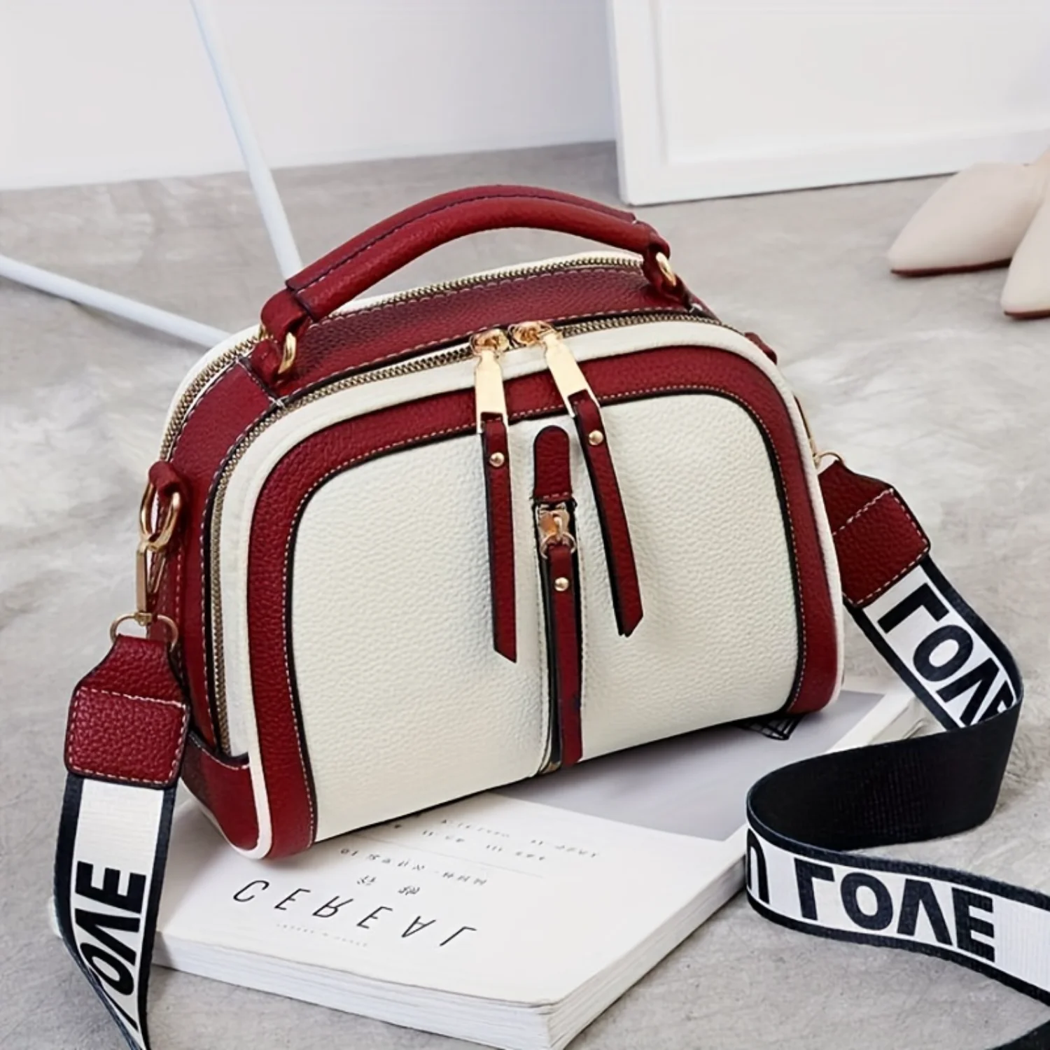 Mini Fashion Crossbody Bag, Multi-Layer Shoulder Bag for Women, Trendy Handbag & Purse
Mini Fashion Crossbody Bag, Multi-Layer Shoulder Bag for Women, Trendy Handbag & Purse