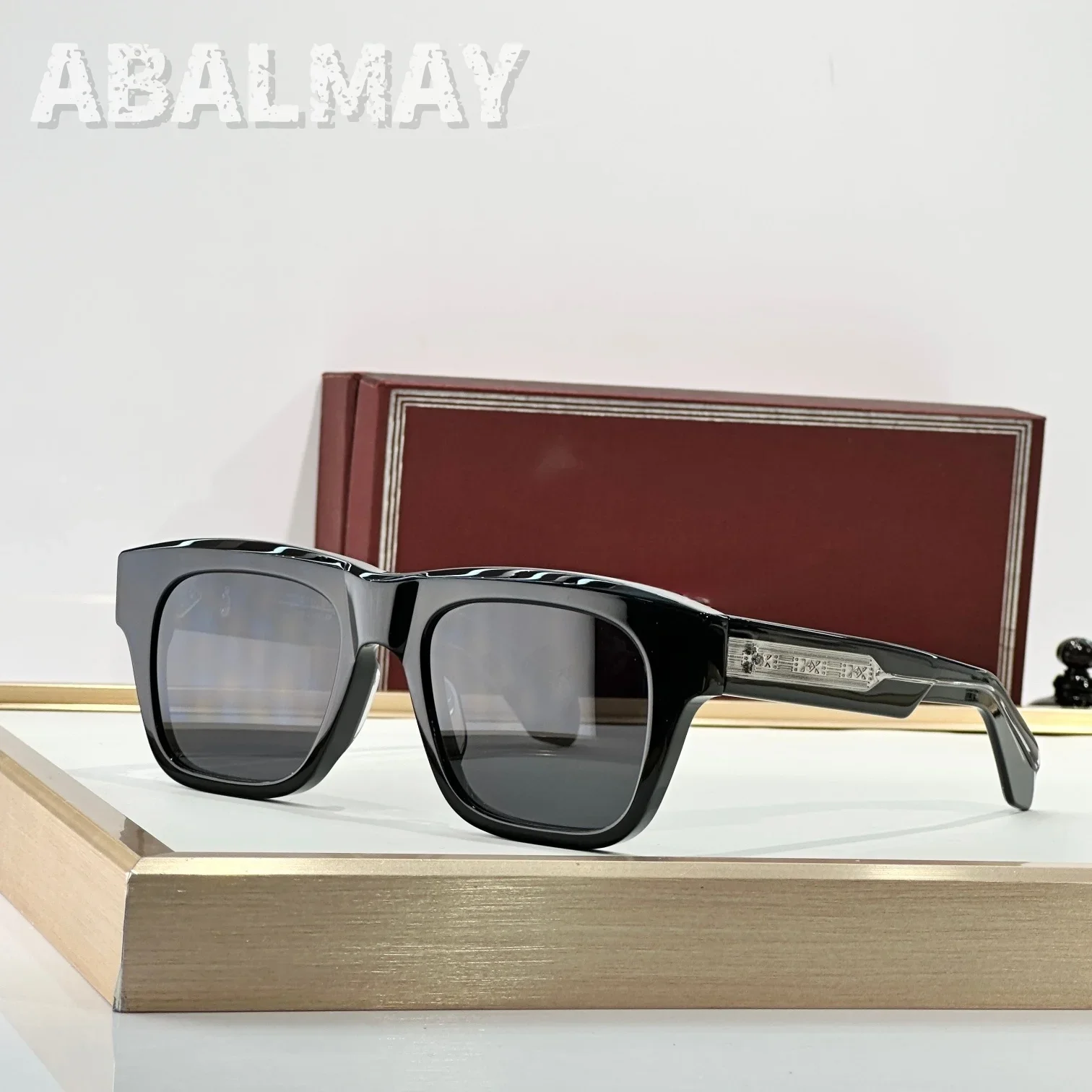 CASH SIZE 54-21 Top Quality Sunglasses for Men Classic Women Luxury Brand Designer sun glasses UV400 With box
CASH SIZE 54-21 Top Quality Sunglasses for Men Classic Women Luxury Brand Designer sun glasses UV400 With box