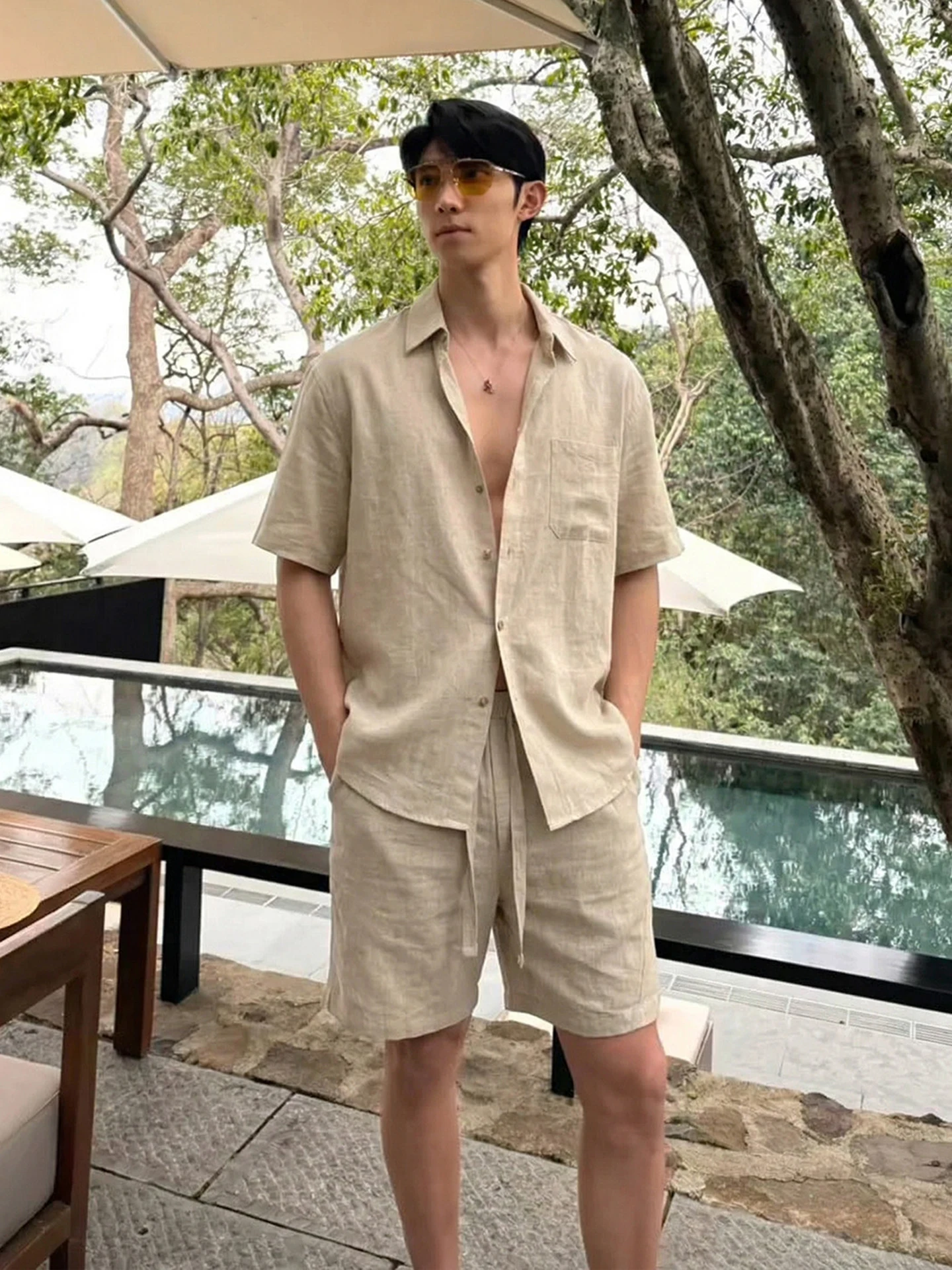 Loose Fit Men's Summer Linen-Like Set Short Sleeve Sun Protection Shirt Casual Shorts Outfit American Style Breathable Thin M...
Loose Fit Men's Summer Linen-Like Set Short Sleeve Sun Protection Shirt Casual Shorts Outfit American Style Breathable Thin M...