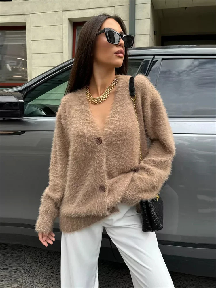Tossy Female Loose Knitwear Cardigan Coat Commute Patchwork Solid Spring 2026 Casual V-Neck Outwear Women's Elegant Cardigan New
Tossy Female Loose Knitwear Cardigan Coat Commute Patchwork Solid Spring 2026 Casual V-Neck Outwear Women's Elegant Cardigan New