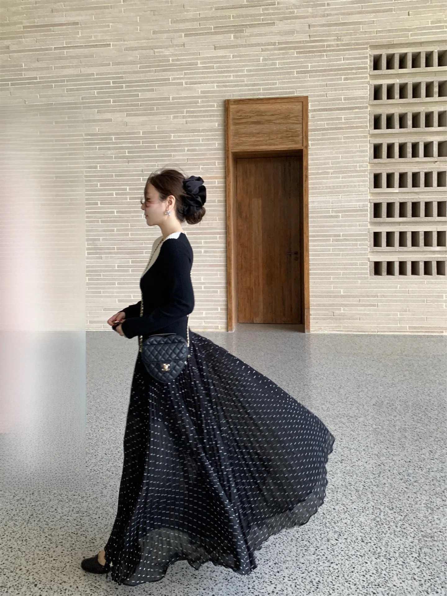 Wang's Black Polka Dot A-Line Skirt Women's Summer Casual High Waist Pleated Pleated Casual Polyester Fiber Loose Fit
Wang's Black Polka Dot A-Line Skirt Women's Summer Casual High Waist Pleated Pleated Casual Polyester Fiber Loose Fit